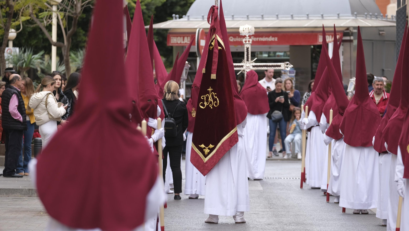 La procesión de Coronación en Almería, en imágenes