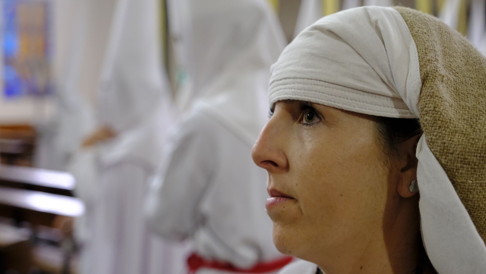 La Borriquita procesiona por las calles de Almería, en imágenes