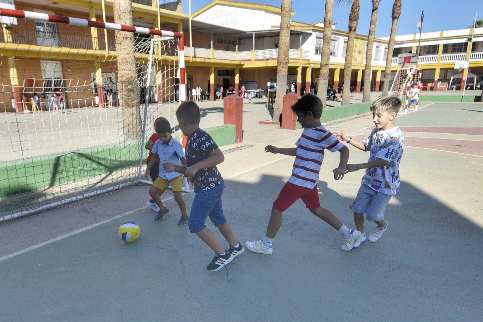 El Día de la Familia del Colegio Salesianos de La Línea, en imágenes