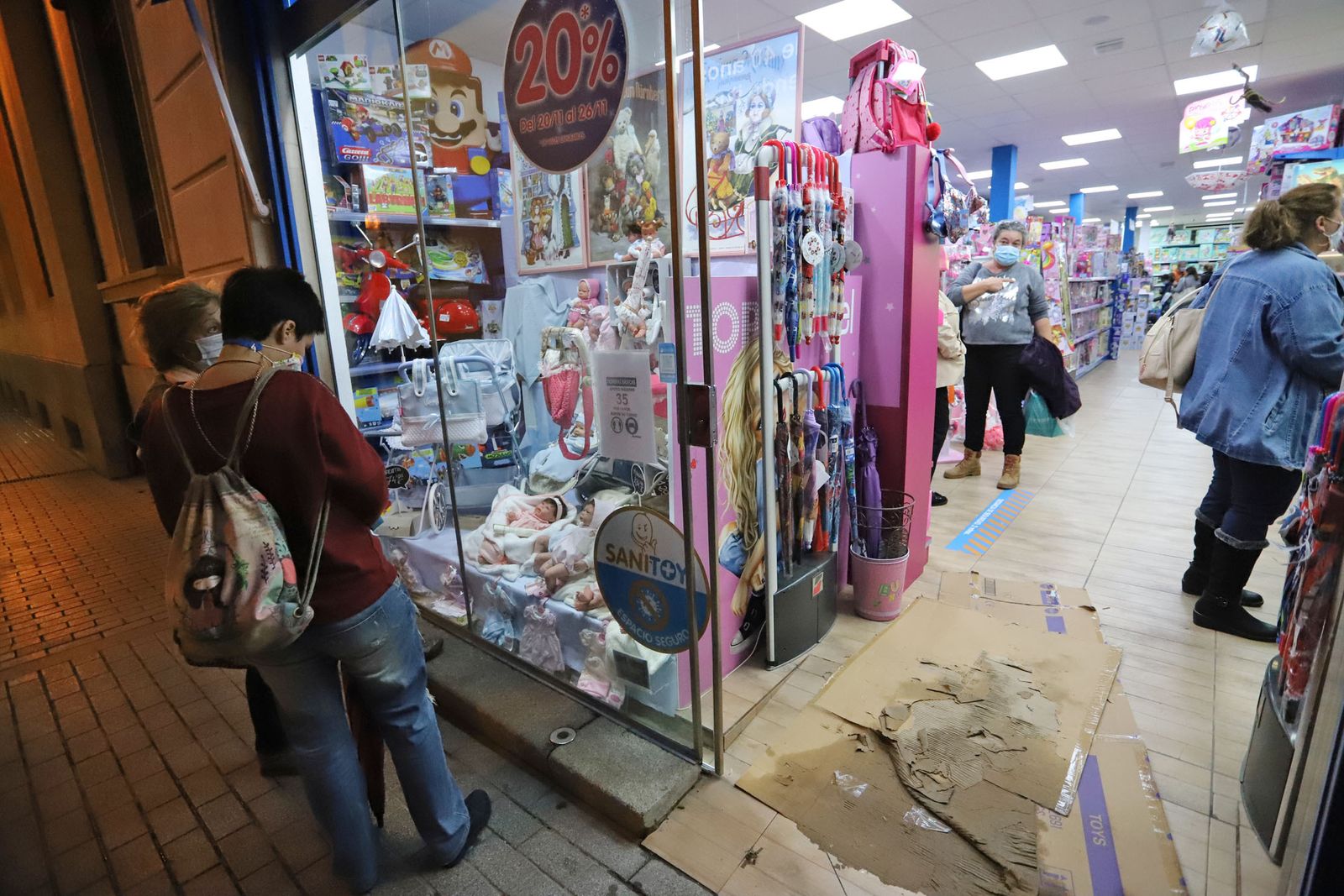 La Policía Local de Huelva controla el cumplimiento de las restricciones anti Covid