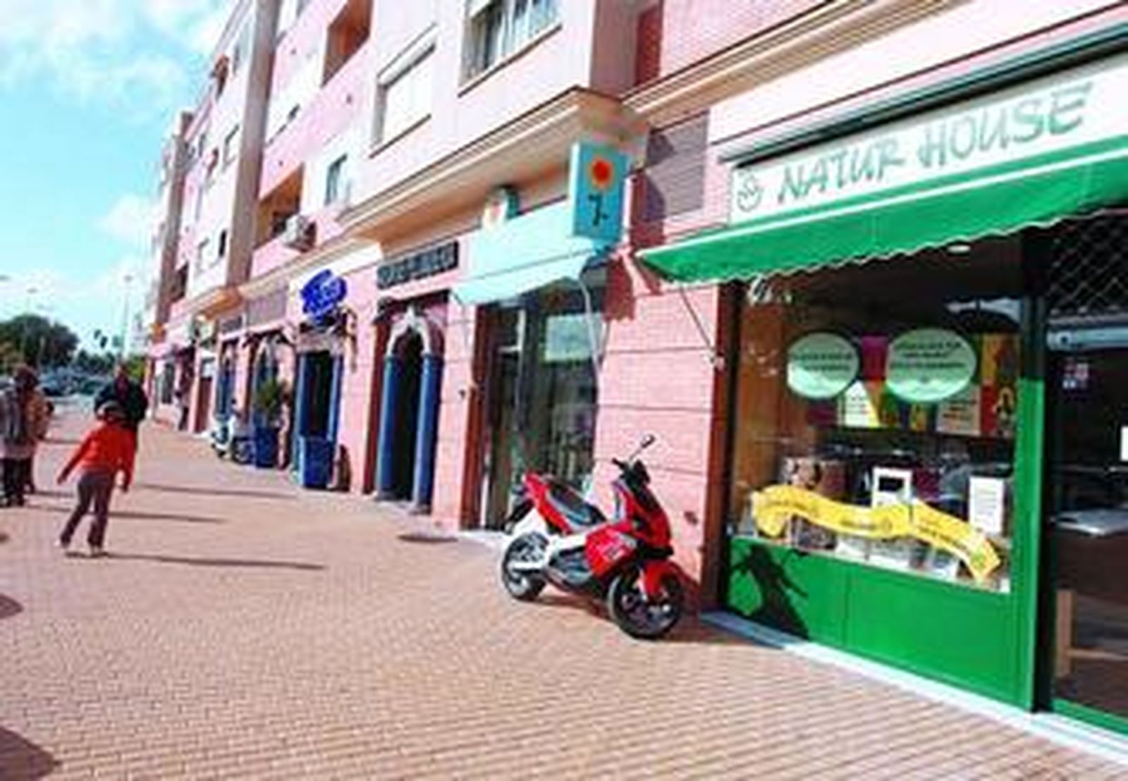 Imagen reciente de los establecimientos que sufren la falta de limpieza.