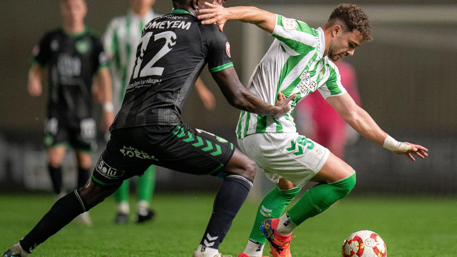 Marcos Fernández en el encuentro entre Betis Deportivo y Antequera