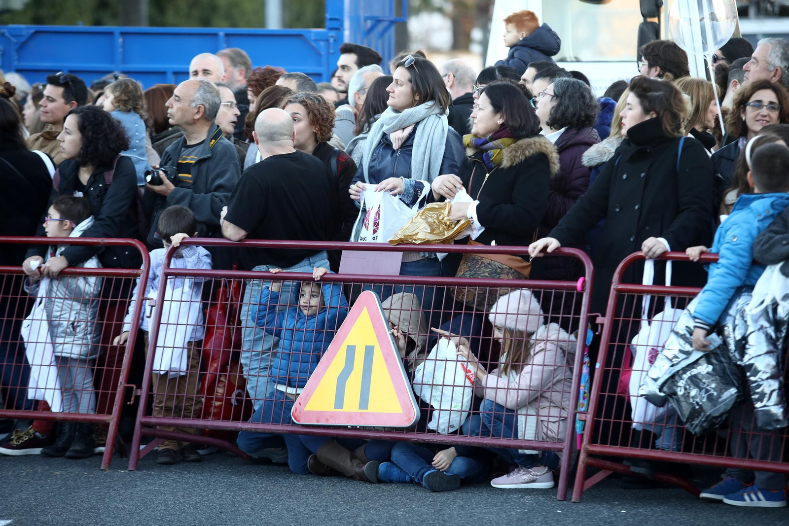Las imágenes de la cabalgata de Reyes Magos de Cádiz