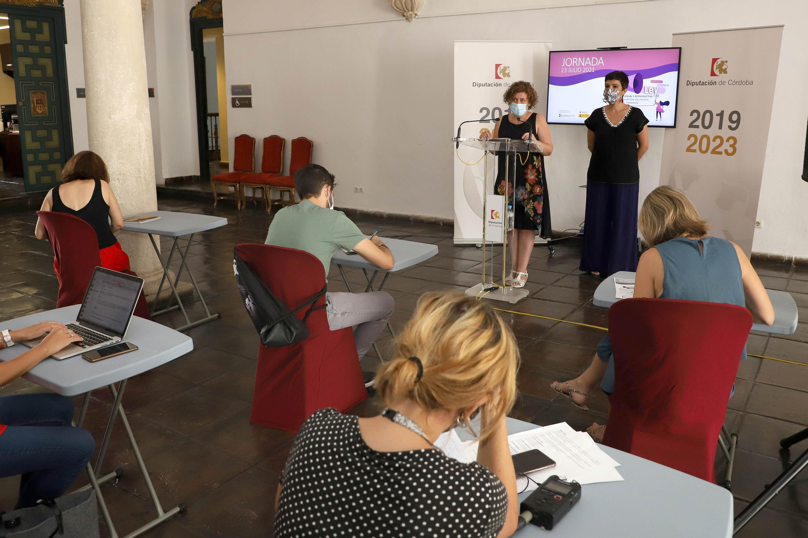 Jornadas sobre Ley de Salud Sexual y Reproductiva y de Interrupción Voluntaria del Embarazo en la Diputación.