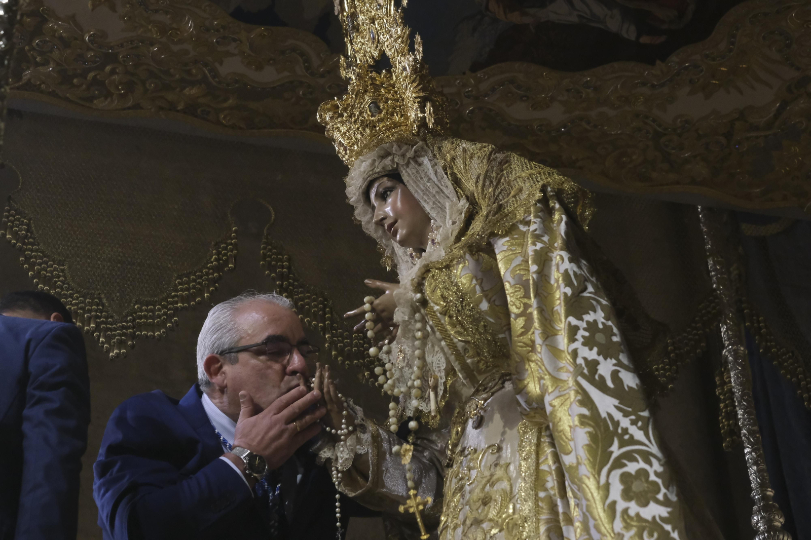 La nueva corona de la Virgen de la Alegría de Córdoba, en imágenes