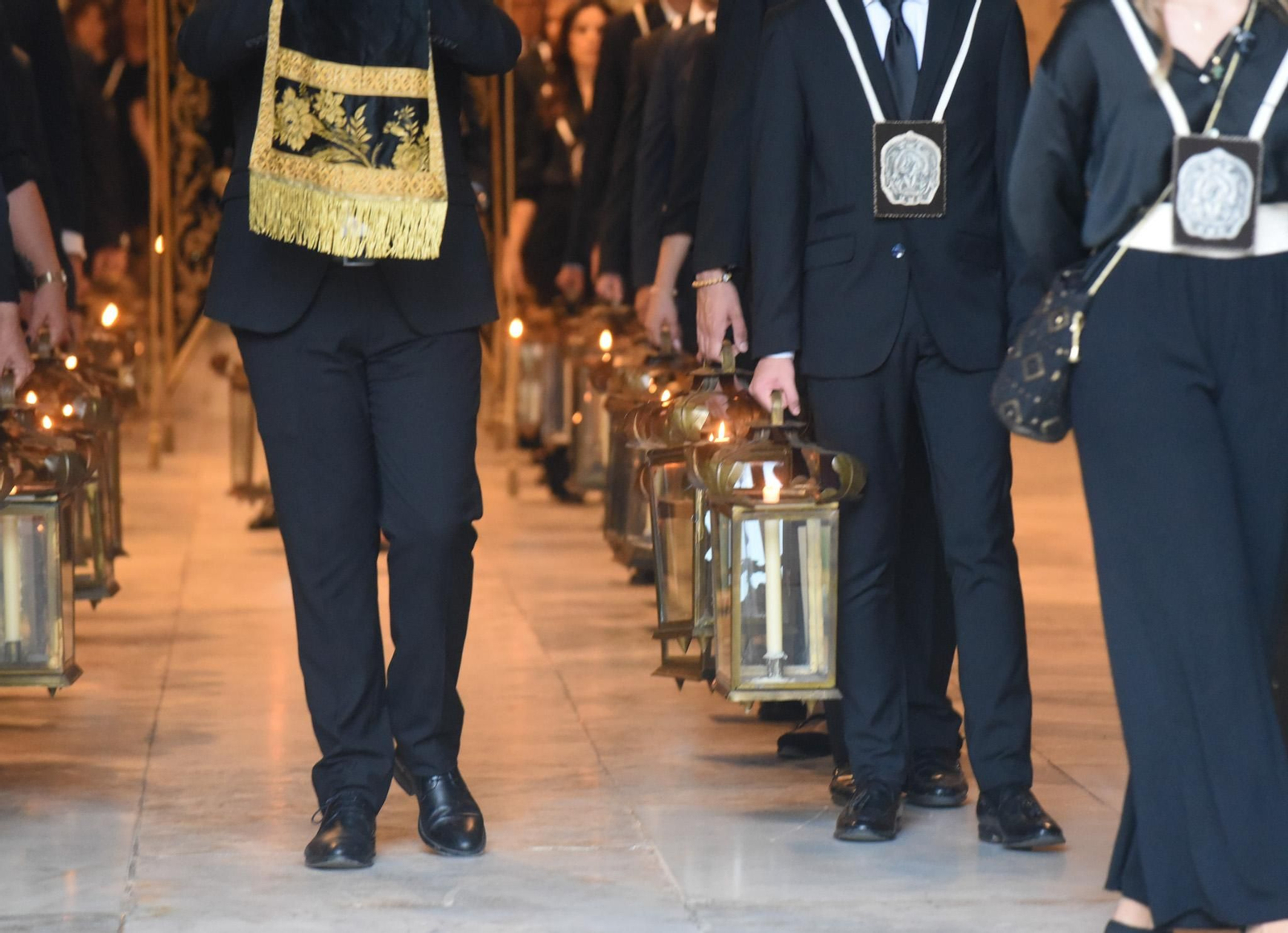 Las fotos del traslado del Remedio de Ánimas tras el Magno Vía Crucis de Córdoba