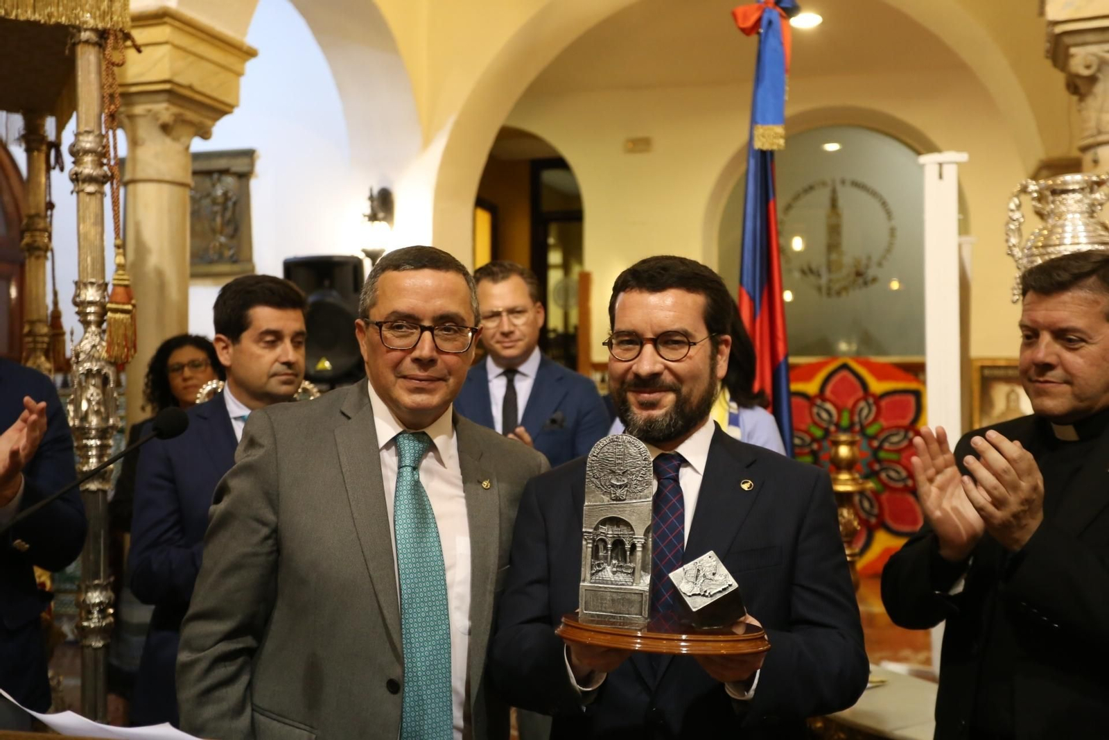 Las imágenes de la exposición de la Hermandad de Valme