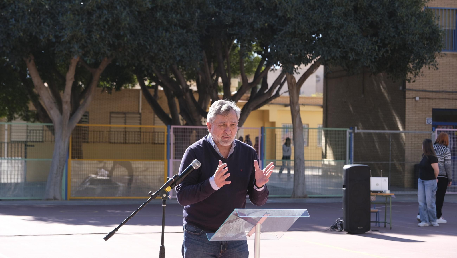 Día Internacional Contra el Cáncer Infantil en el CEIP 28 de Febrero, en imágenes