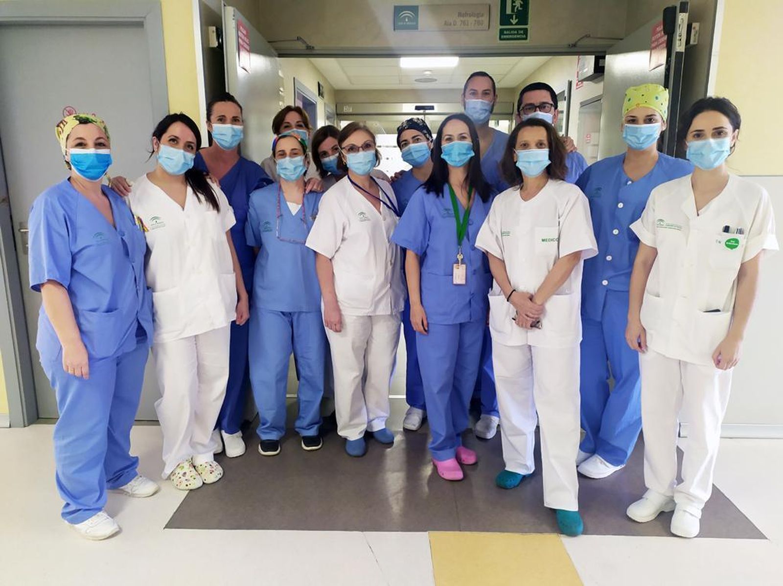 Parte del equipo de Nefrología del Hospital Macarena.