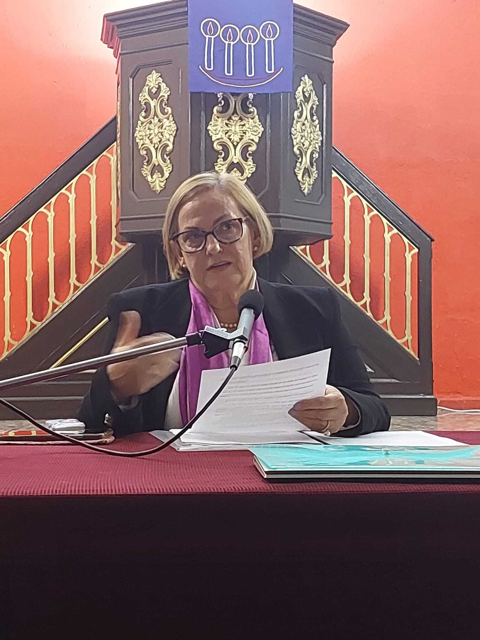 Pastora Santiago Reyes, durante la conferencia.