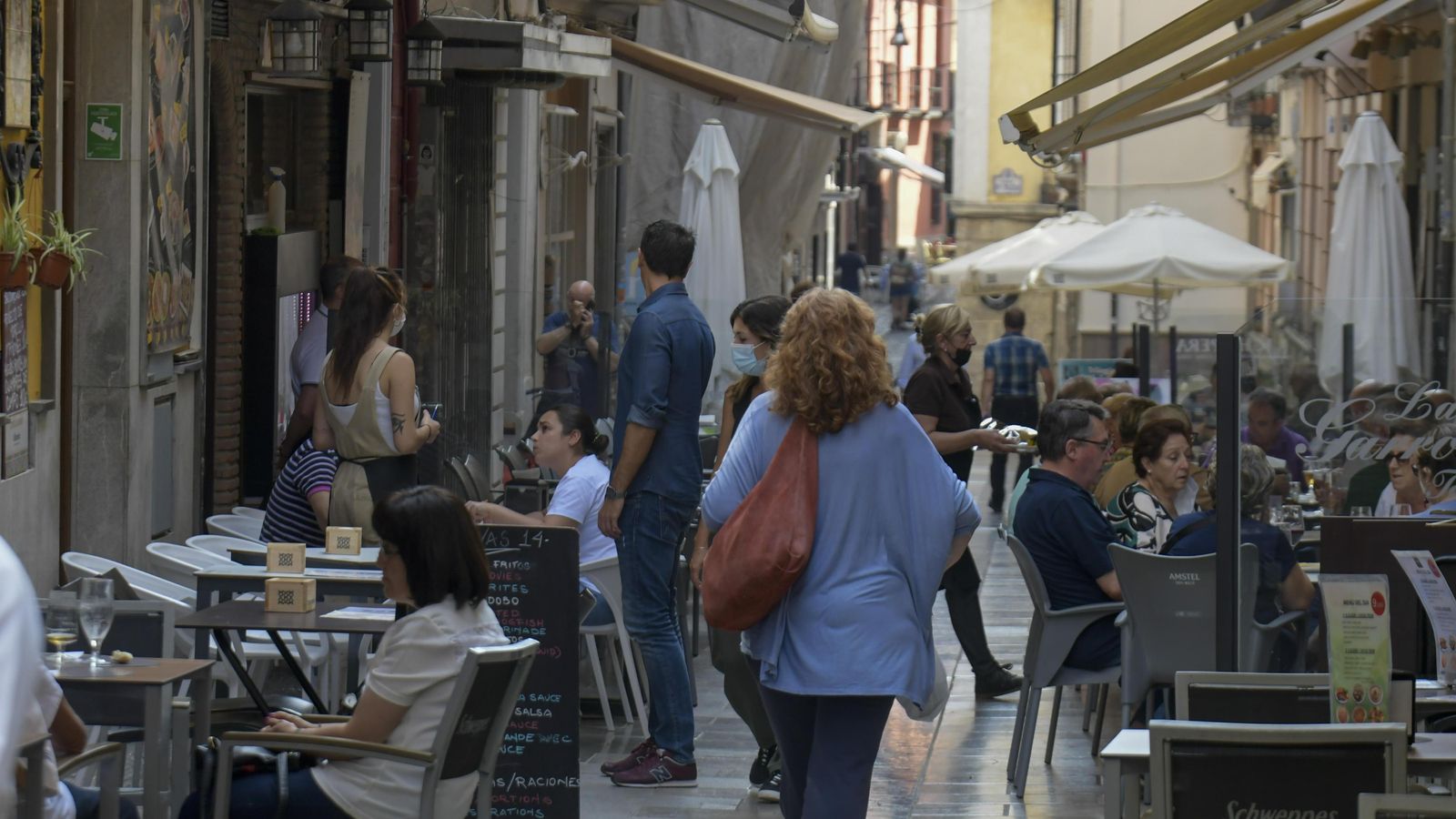 El incremento de casos de Covid es la gran duda que planea sobre los negocios