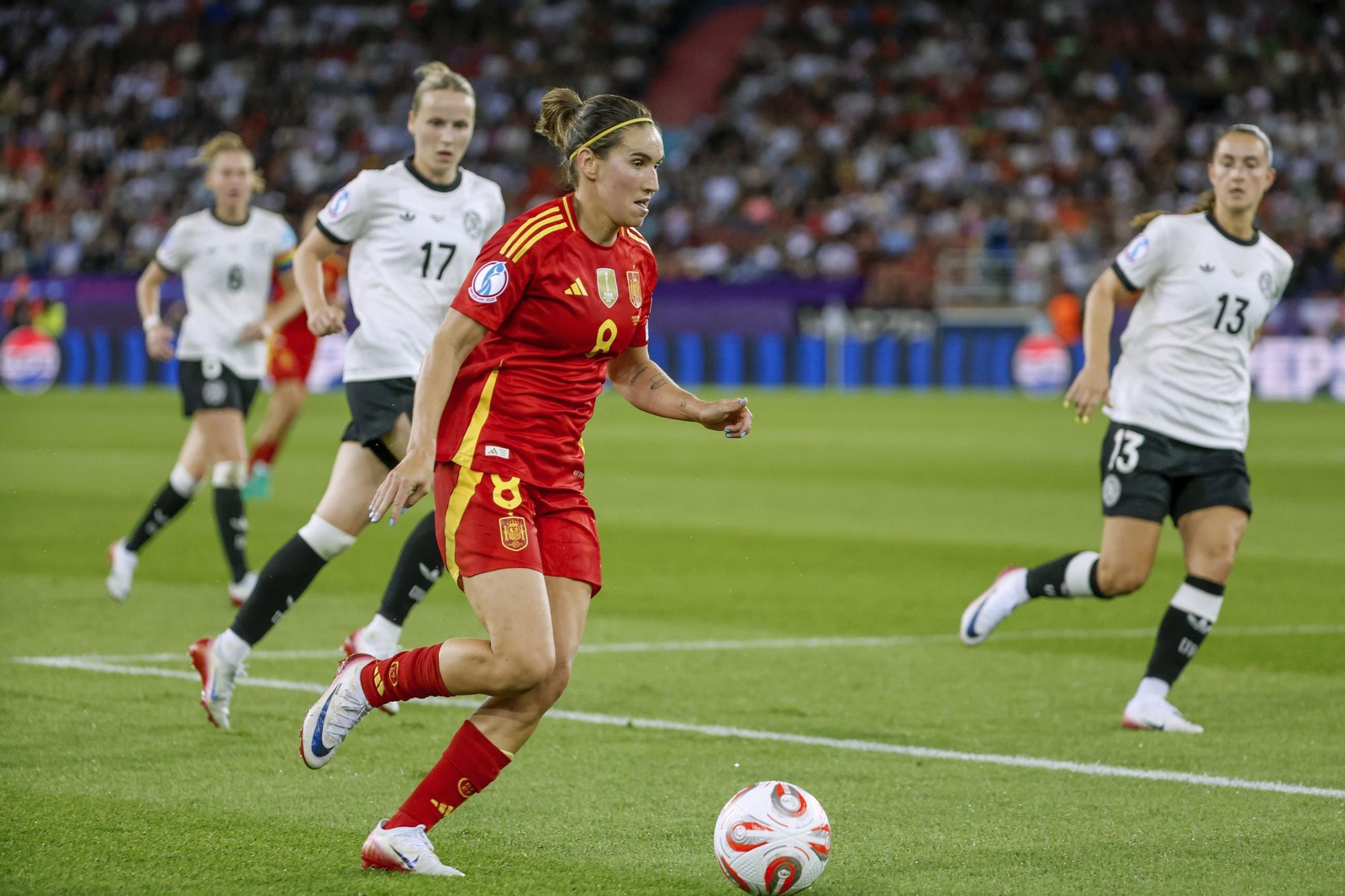 Las mejores imágenes de la semifinal Alemania-España de la Eurocopa femenina