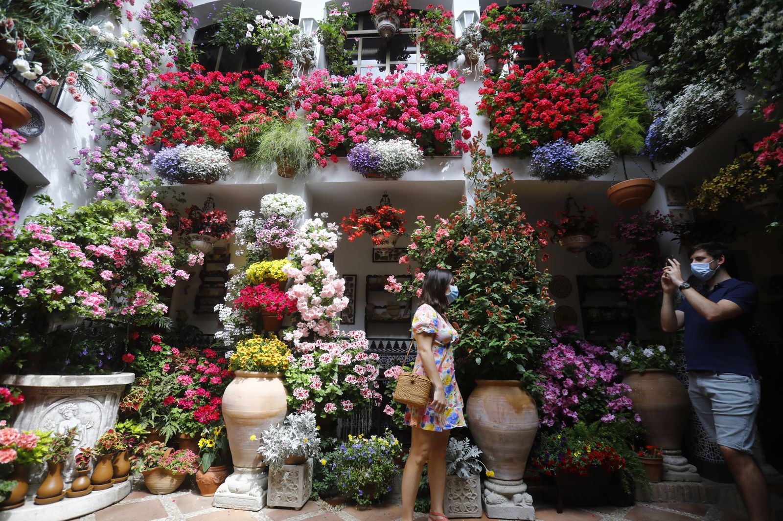 Fotografías: Sábado de colas y bulla en los Patios de Córdoba