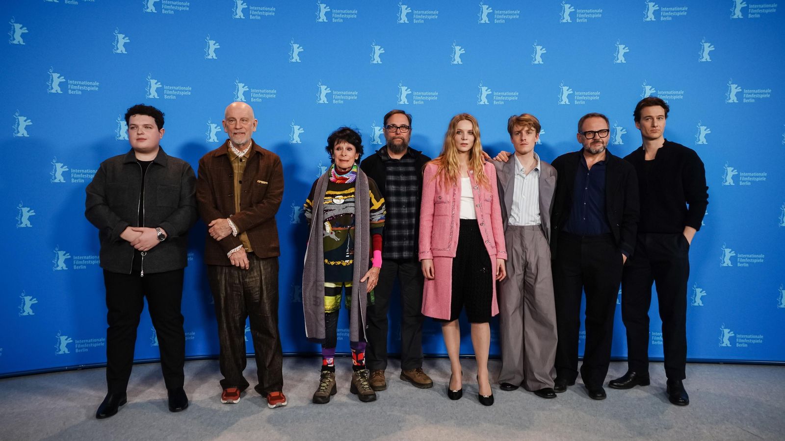 El equipo completo de la película.