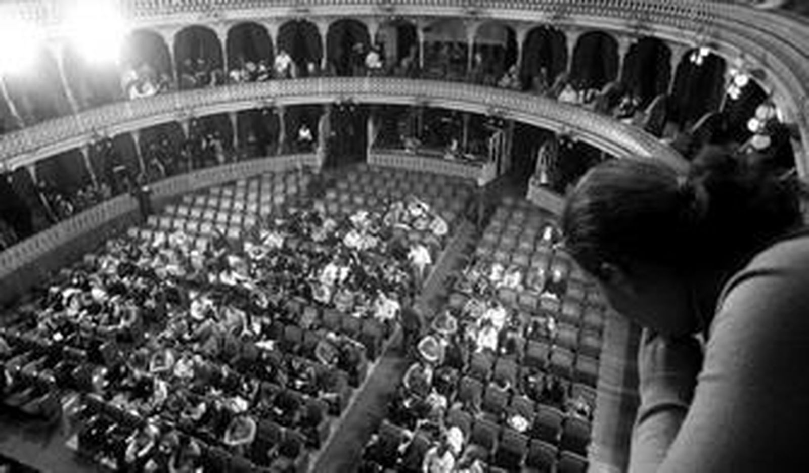 El Falla se mete de lleno en el ropero