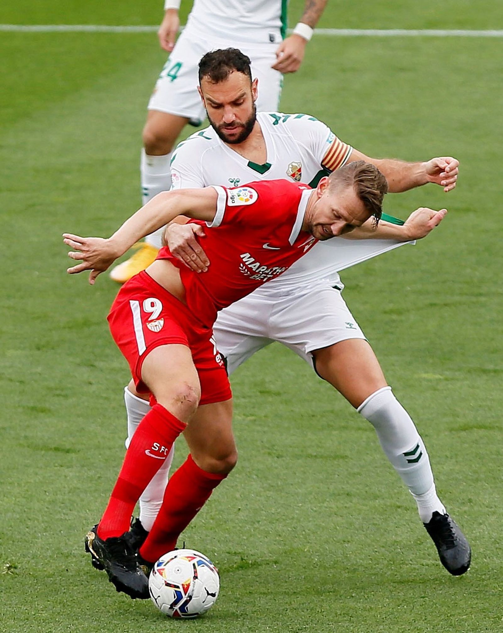 Las imágenes del Elche-Sevilla