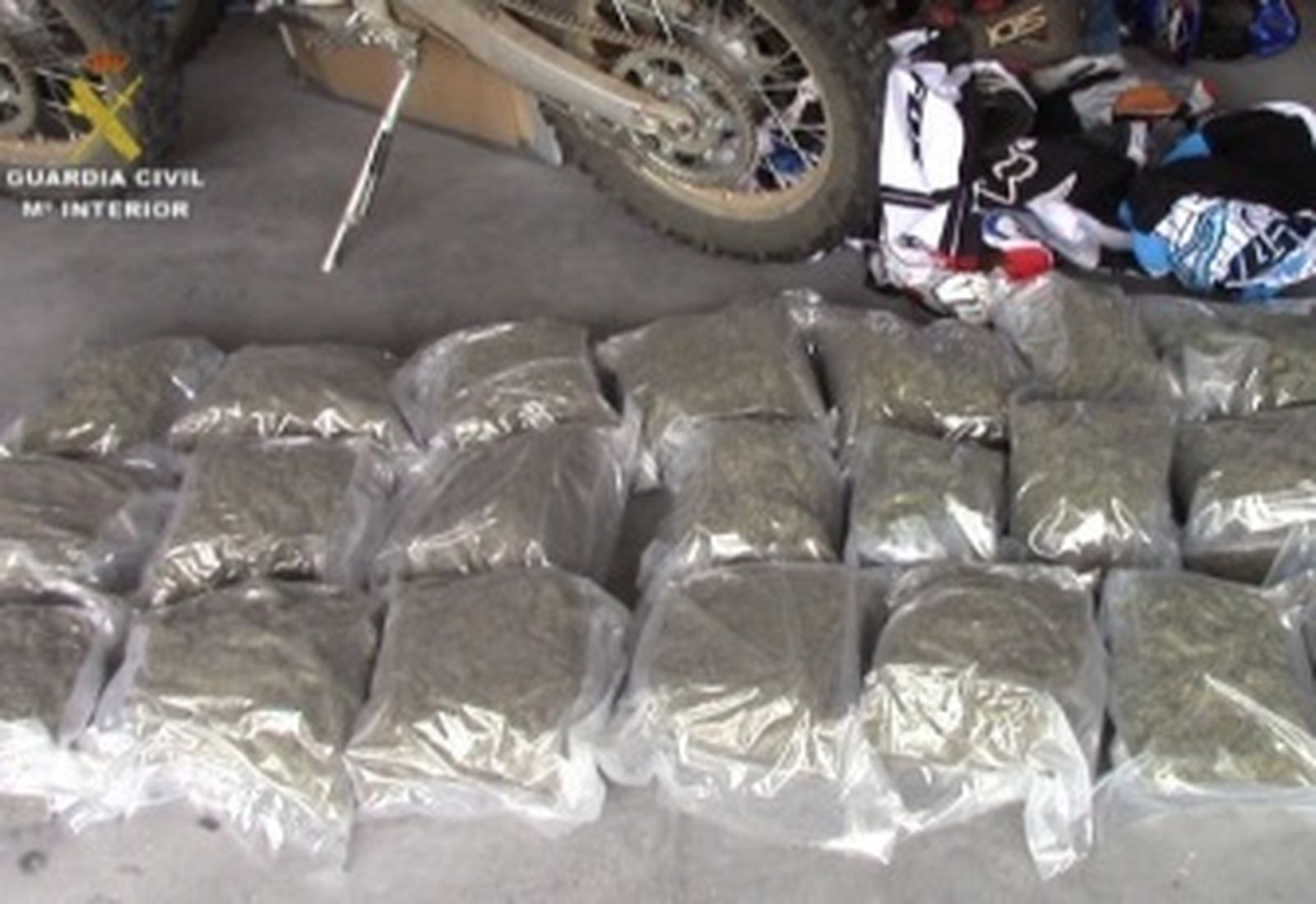 Nueve detenidos relacionados con los Ángeles del Infierno e intervenidos 100 kilos de marihuana