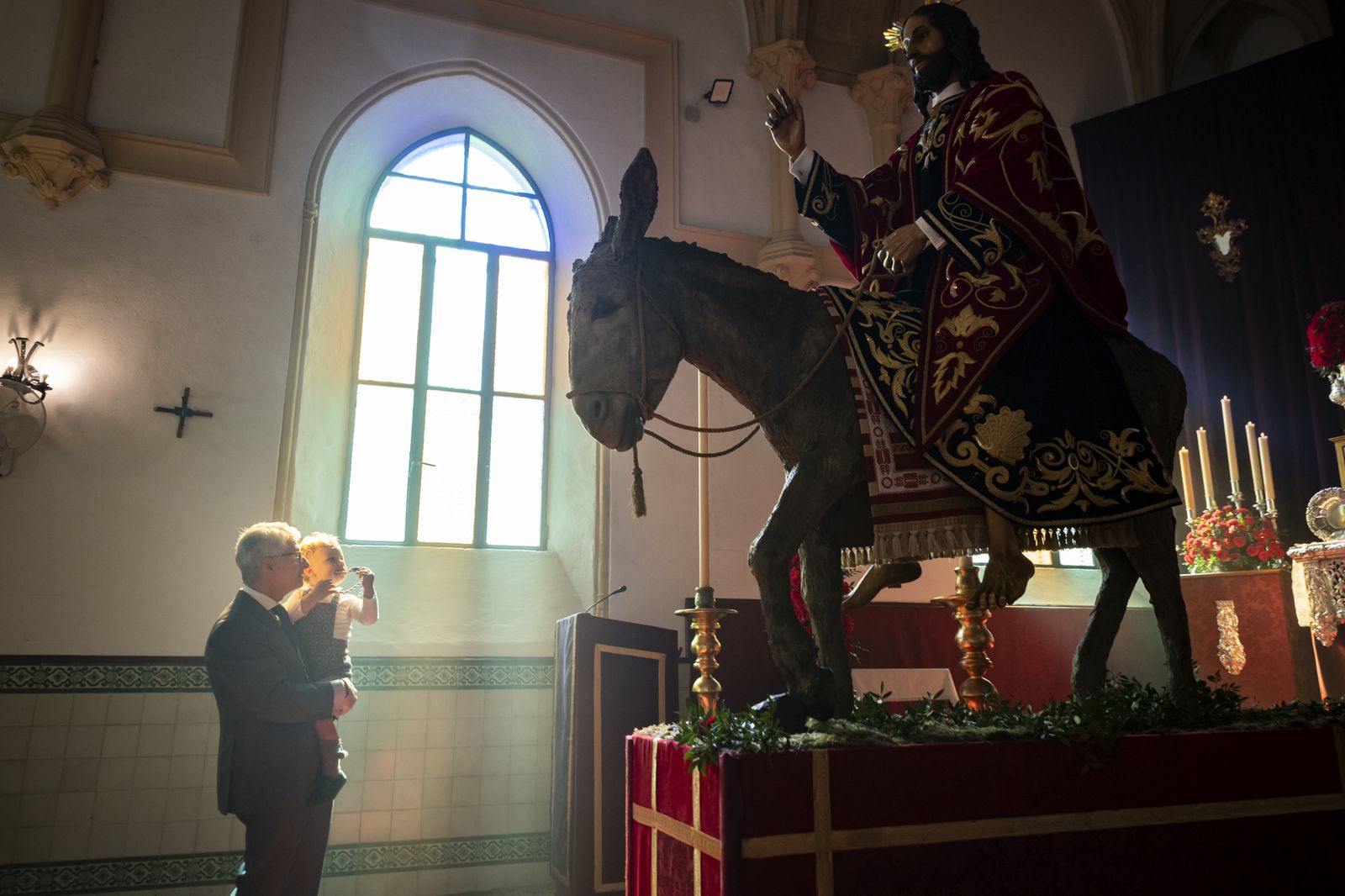 Las imágenes de los besapiés y besamanos del Segundo Domingo de Cuaresma en Jerez