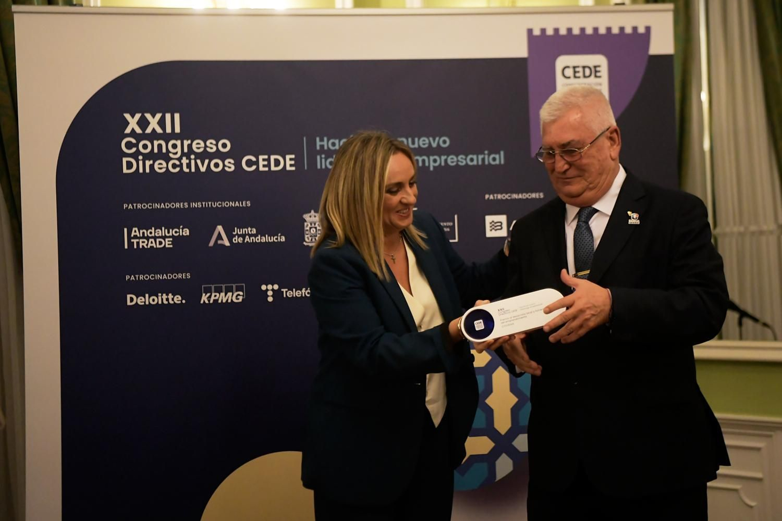 Las mejores imágenes de la entrega de premios de la Fundación CEDE a empresas y directivos en Granada