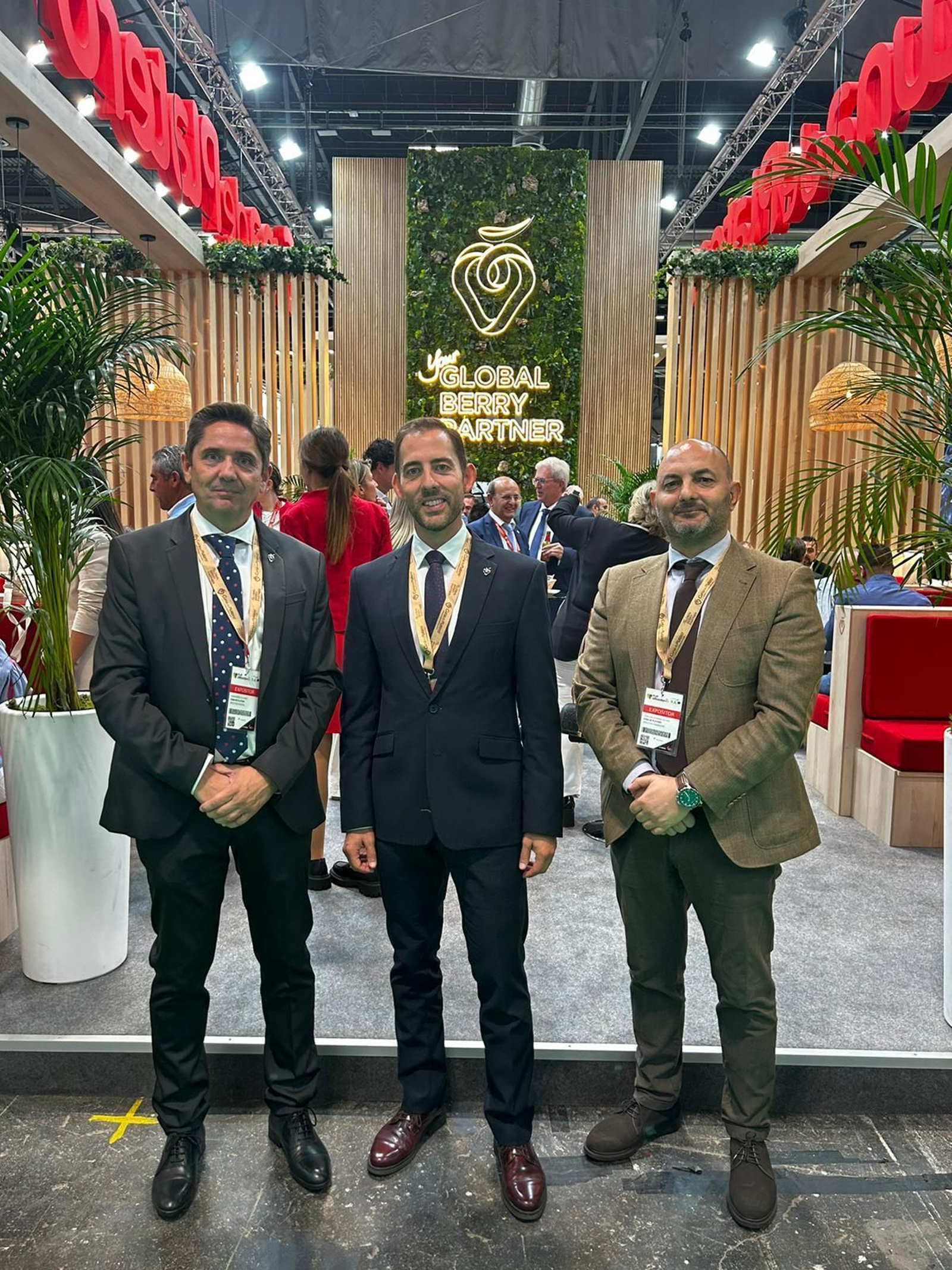 La presencia de Huelva en el primer día de Fruit Atracttion, en imágenes