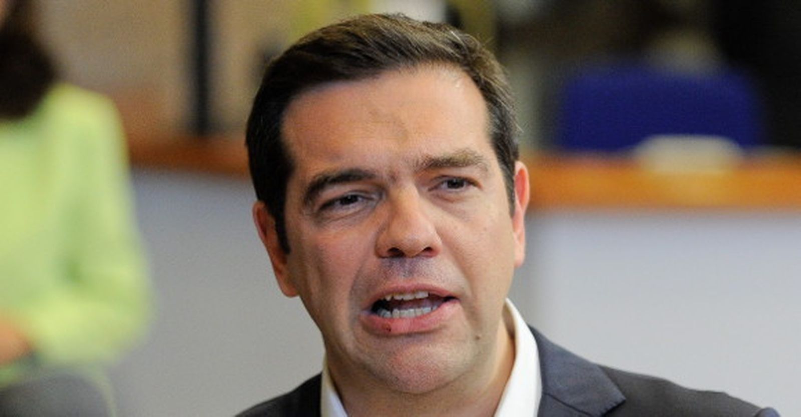 Tsipras: "Dimos una batalla difícil para un acuerdo que permitirá la recuperación"