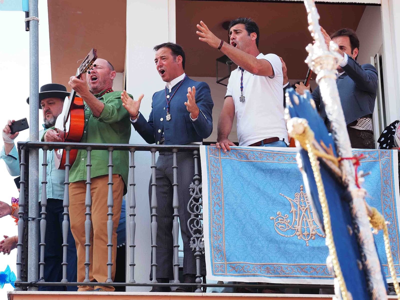 Las imágenes de la procesión de la Virgen de la Bella por las calles de Lepe en 2022