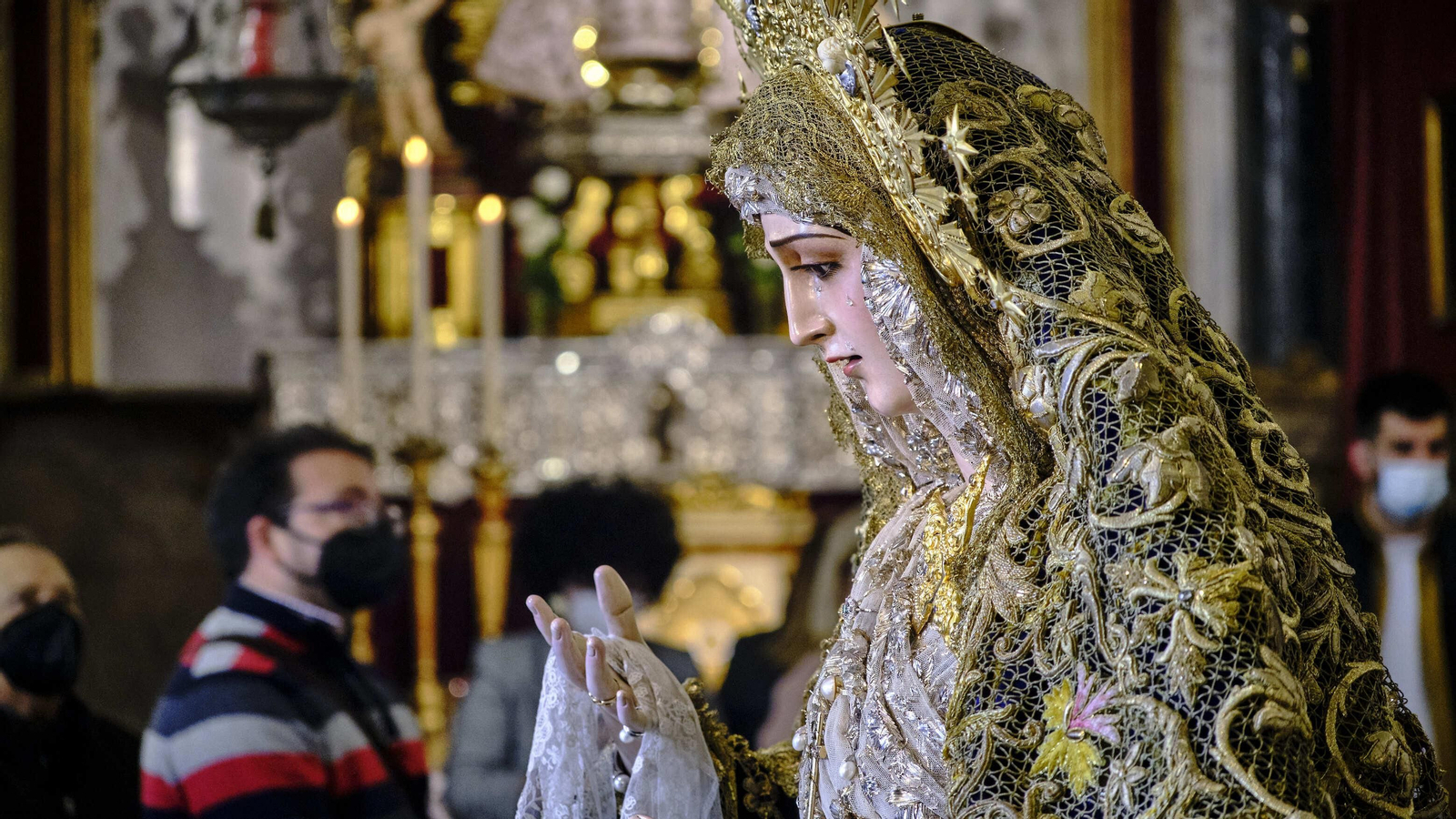 La Virgen de las Penas, de la cofradía de La Palma.