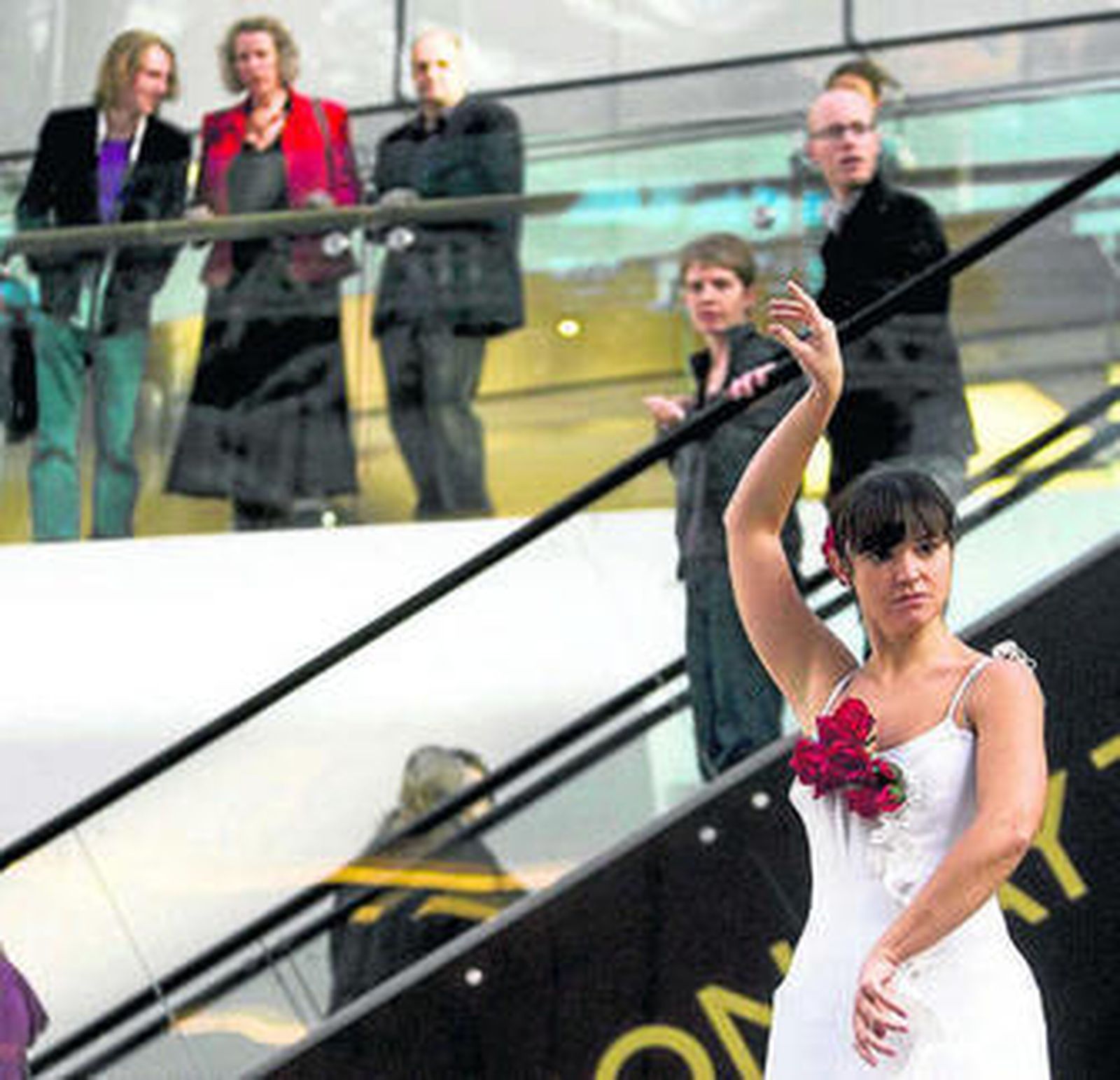 Actuación de flamenco en una promoción andaluza.