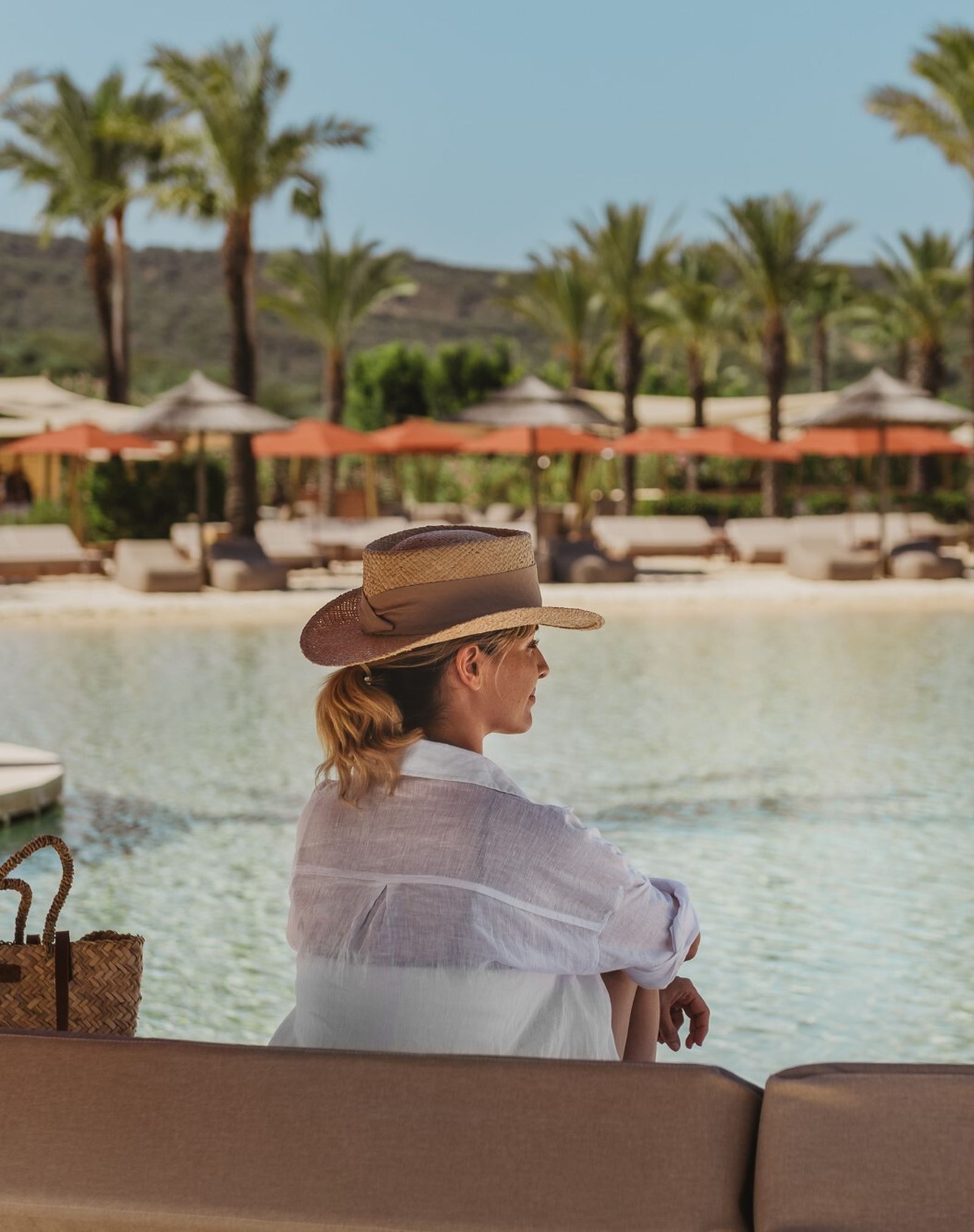 The Beach, La Reserva Club es un lugar único en el que relajarse, socializar y cenar en un entorno mágico.