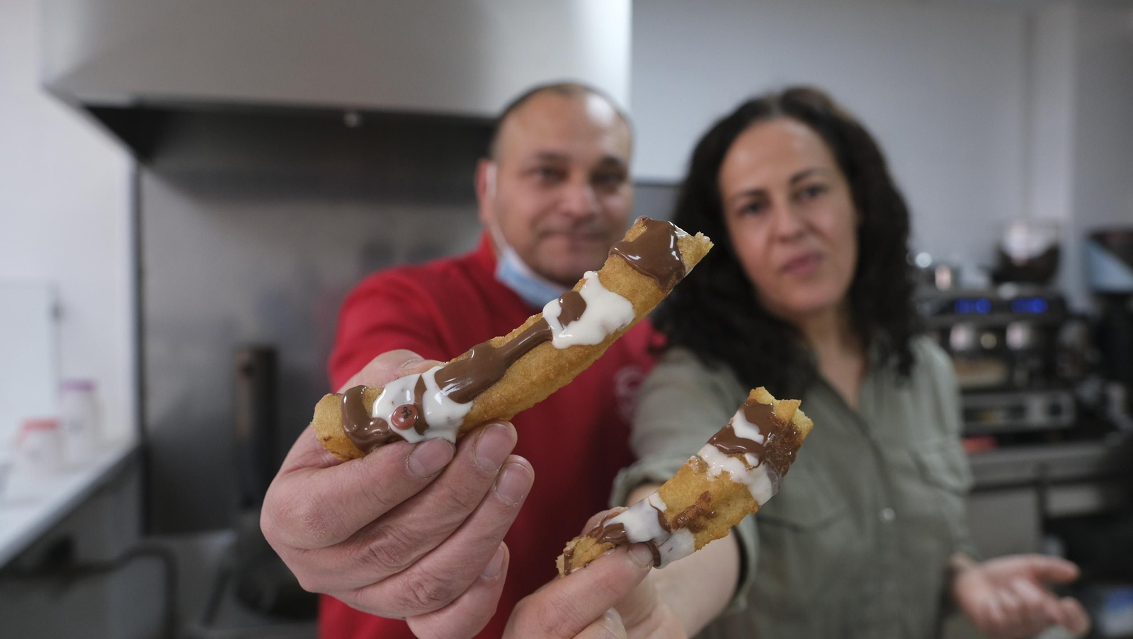 Fotogalería churro-pizza. Churrería Plaza Mayor. Huércal Overa.