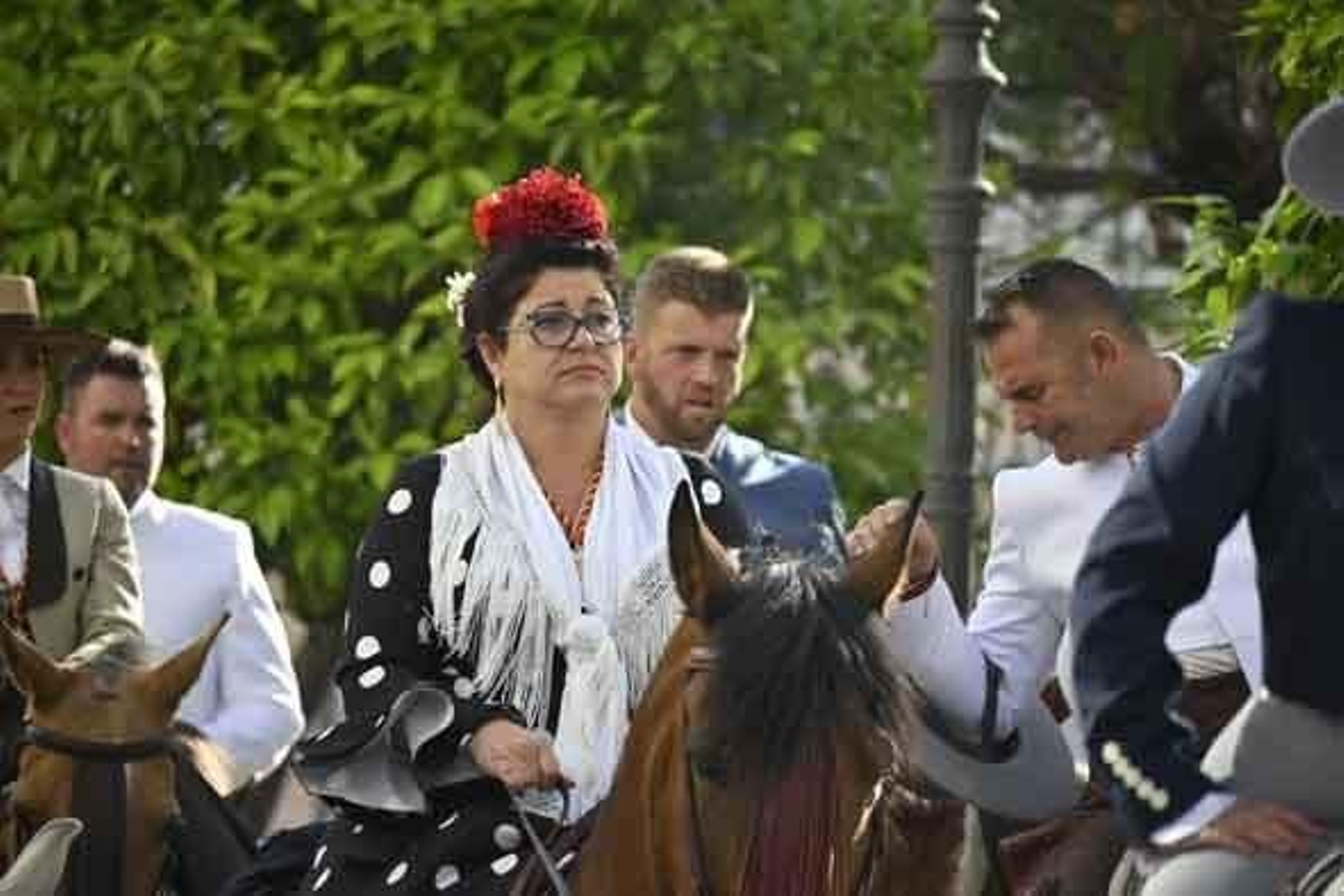 Las mejores imágenes de los peregrinos en la salida de Emigrantes