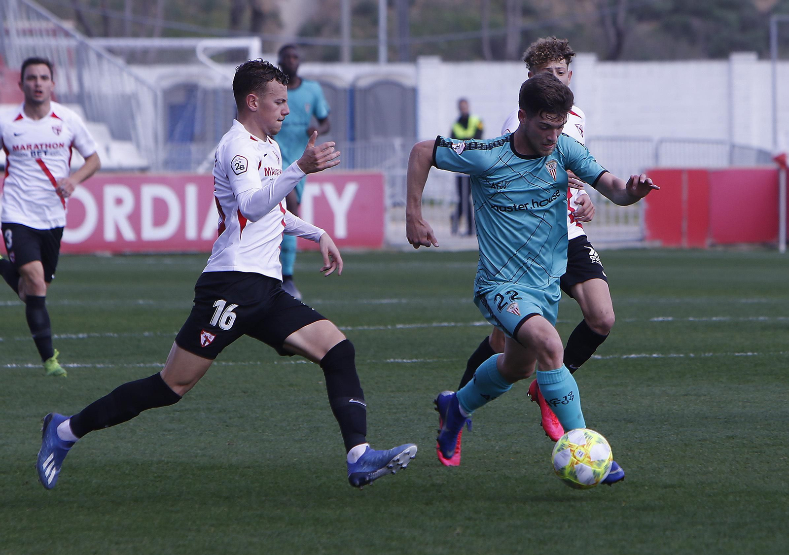 Javi Vázquez durante un partido de la pasada temporada.