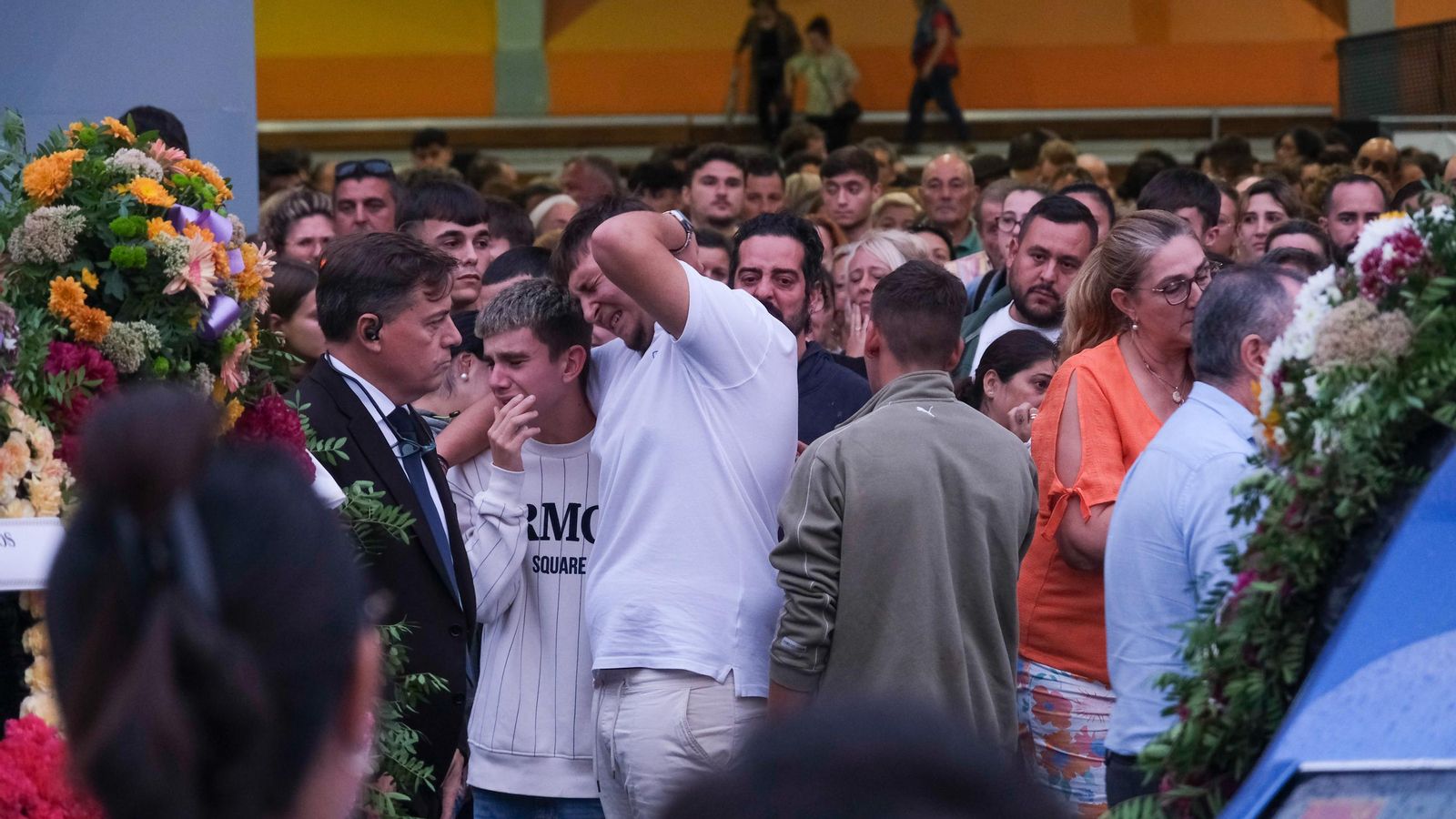 Funeral de la familia fallecida en el incendio de Guillena