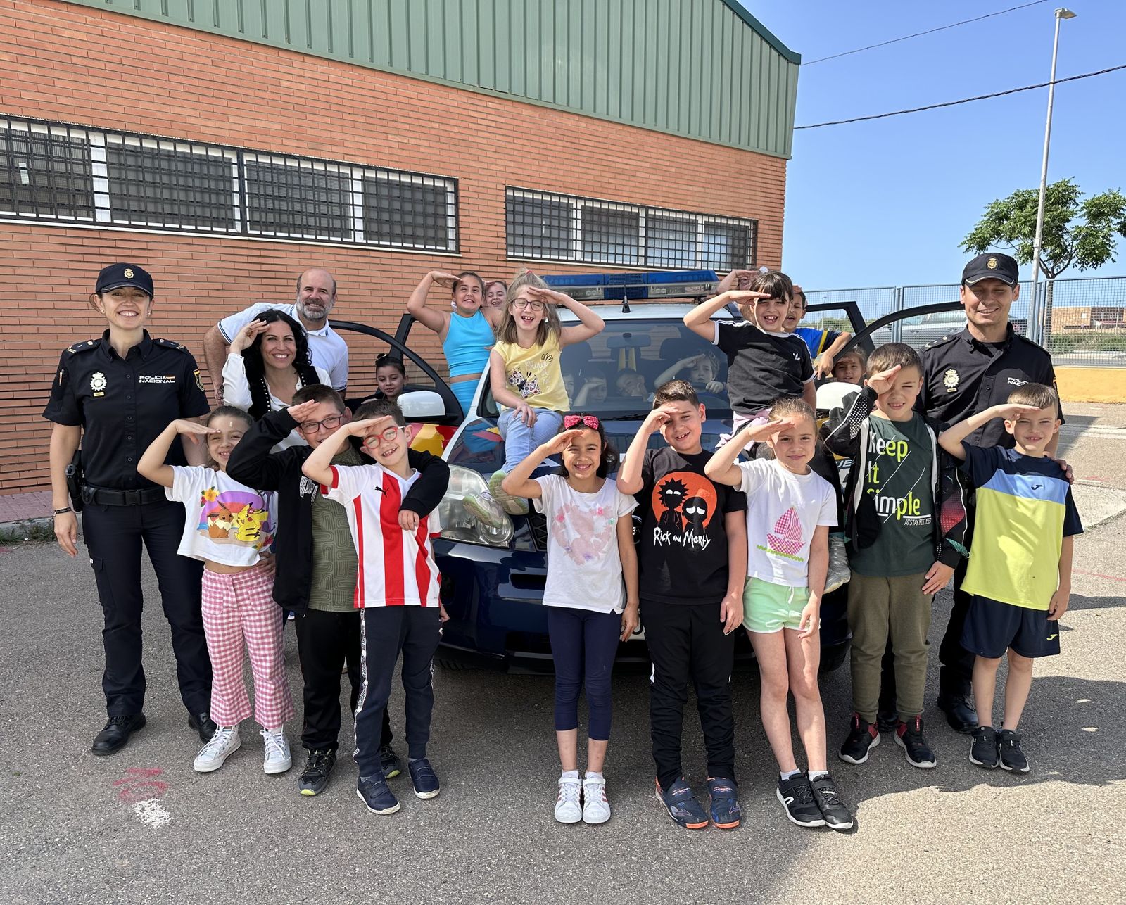 La Policía Nacional en Almería proyecta exhibiciones en centros educativos hasta final de curso