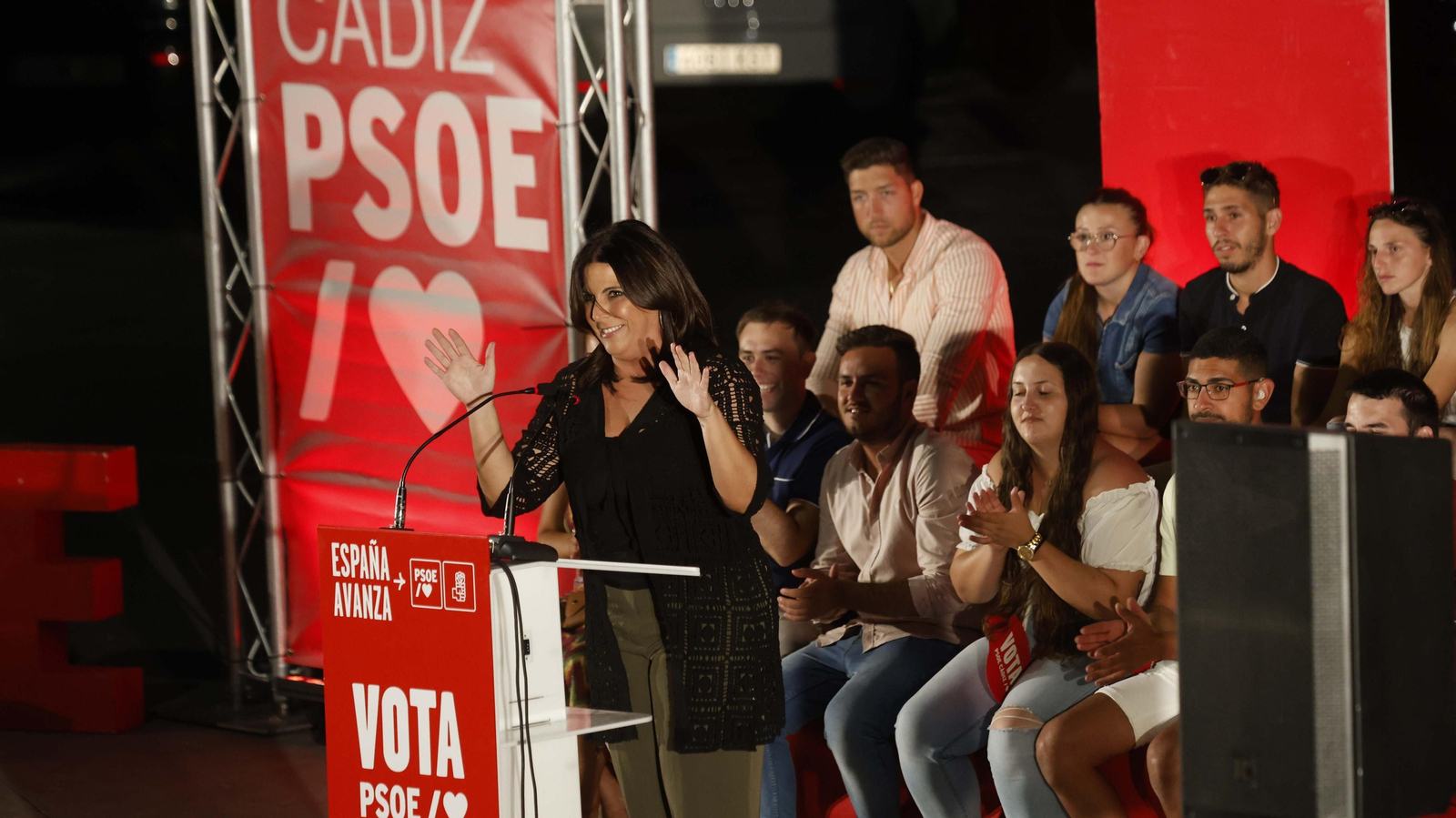Las fotos del ministro Jose Manuel Albares durante el mitin en San Roque