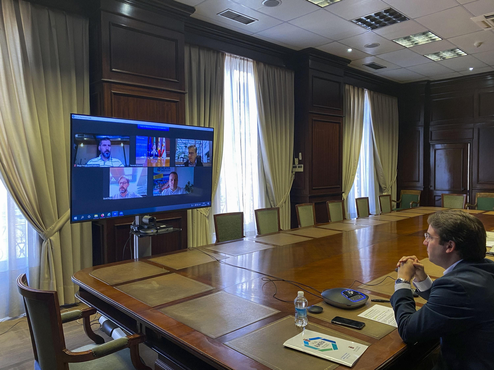Fernando Giménez durante su participación en el seminario.