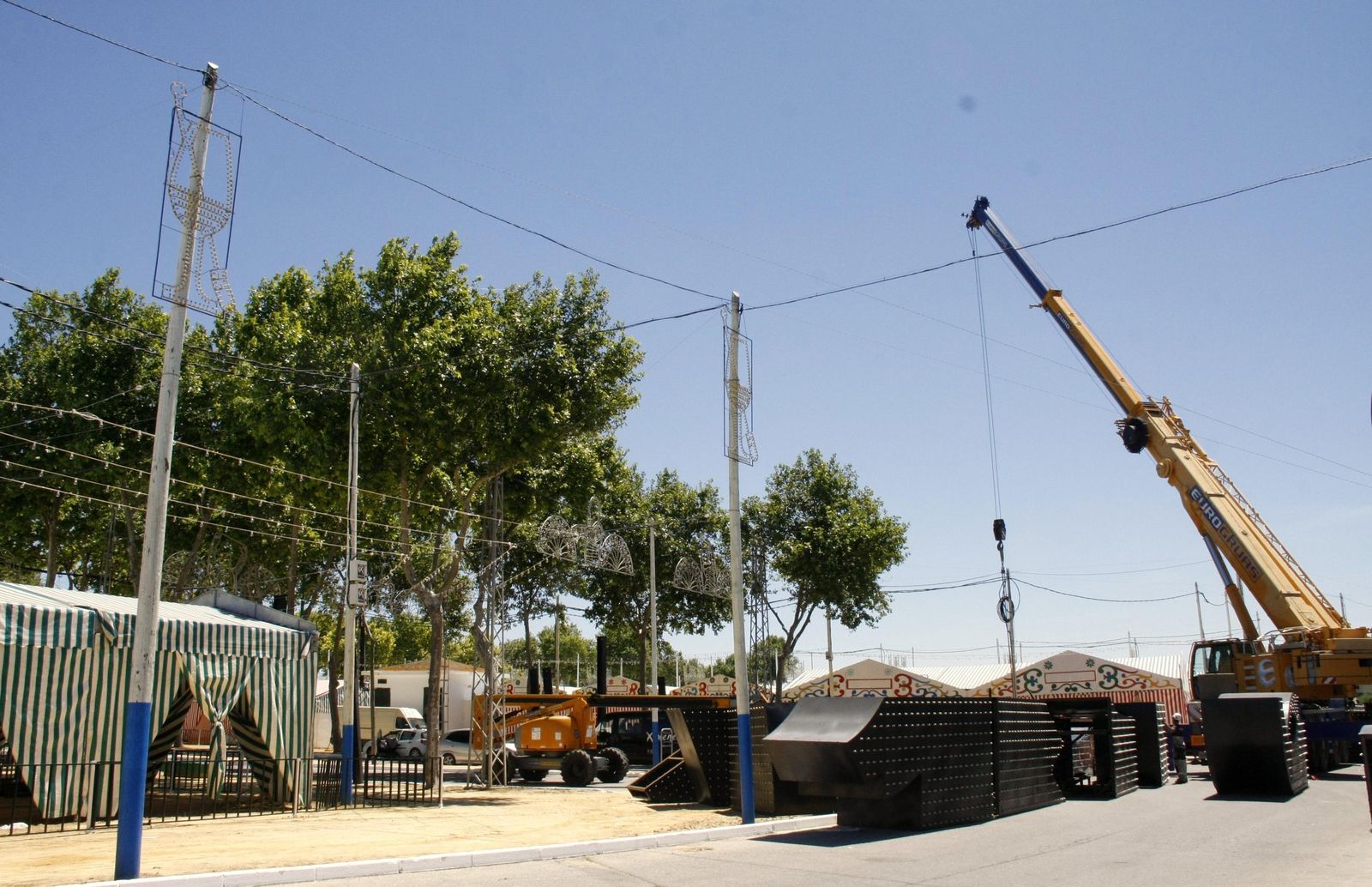 A la portada de Las Banderas le pilla el toro
