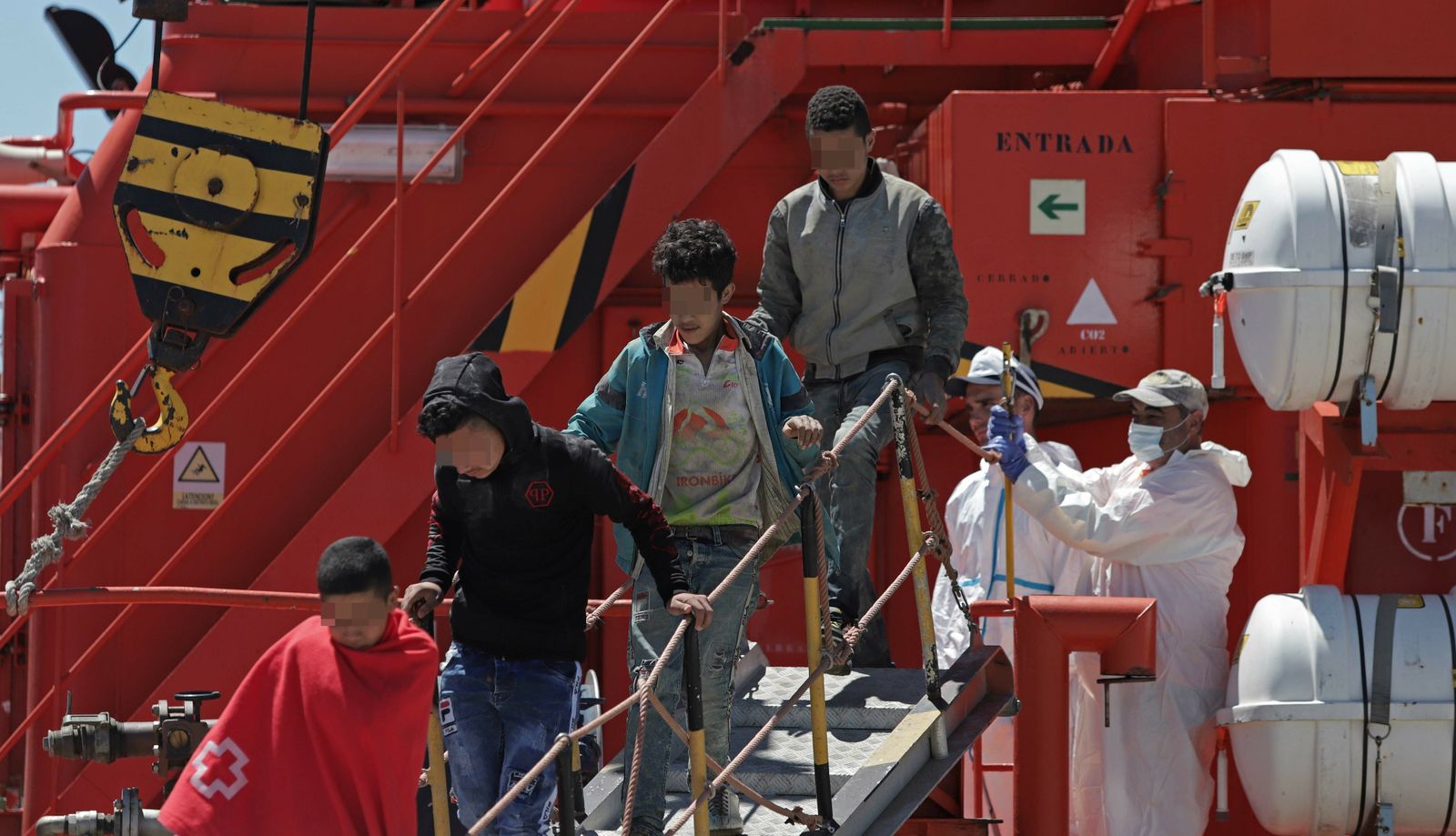 Menores rescatados en el Estrecho por Salvamento Marítimo