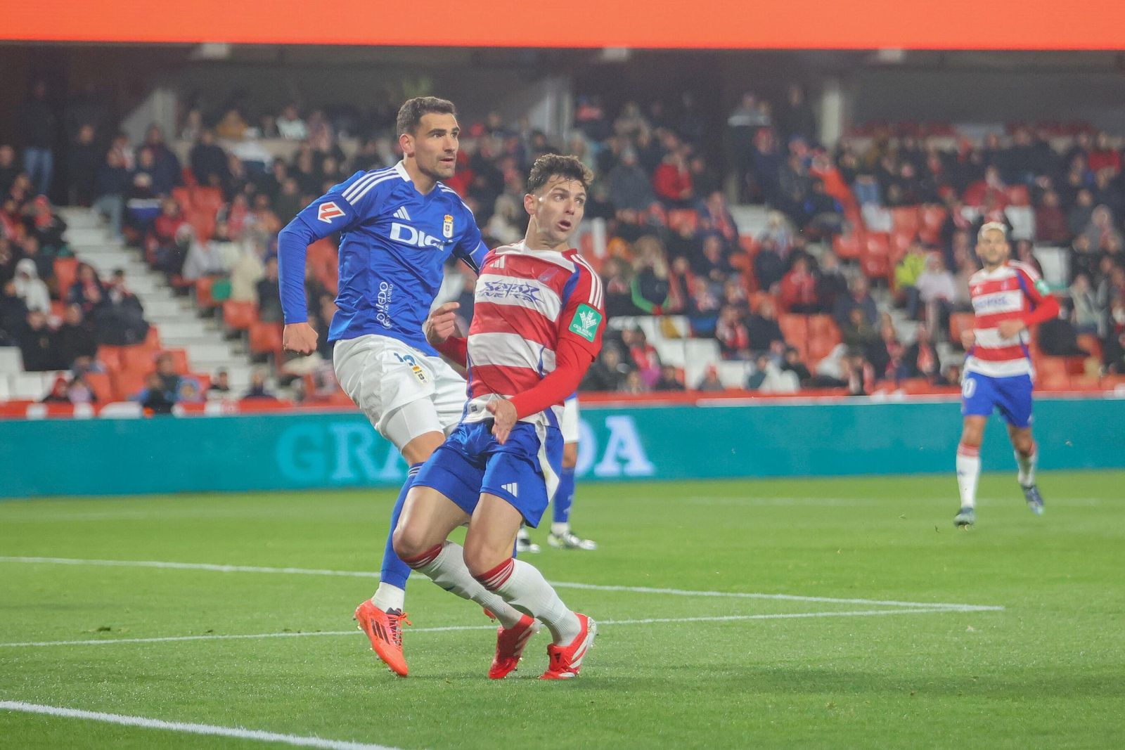 Las mejores imágenes de la victoria del Granada ante el Oviedo