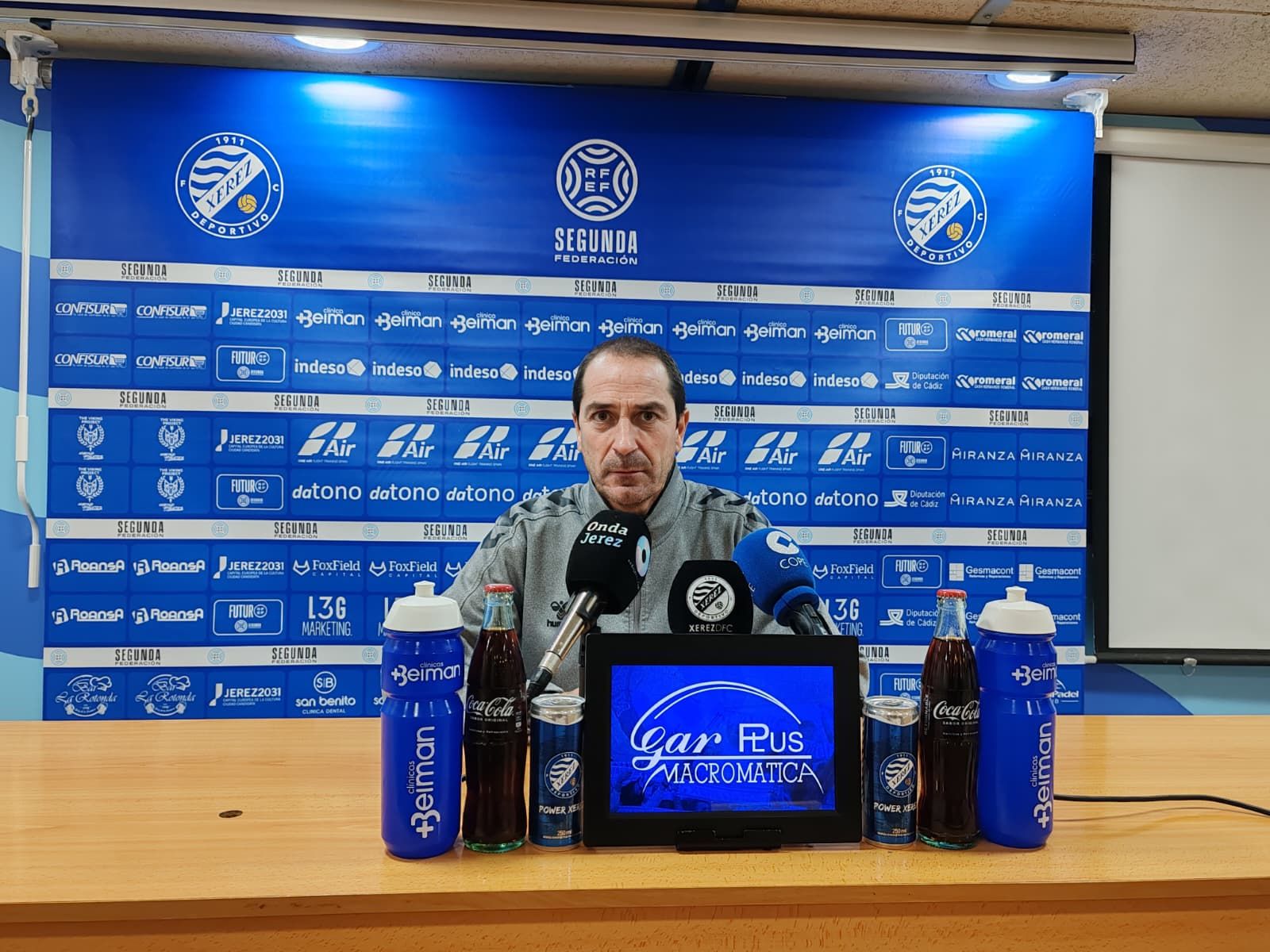 Diego Caro, en la rueda de prensa previa al encuentro contra el UCAM.