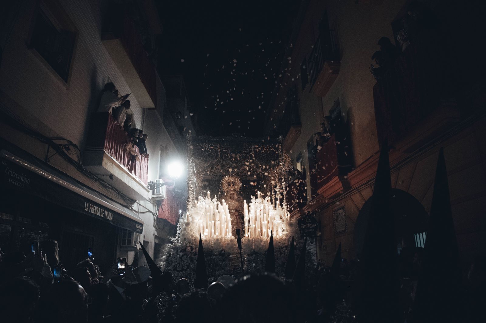 Las imágenes de la Hermandad de la Esperanza de Triana en la Semana Santa de Sevilla 2023
