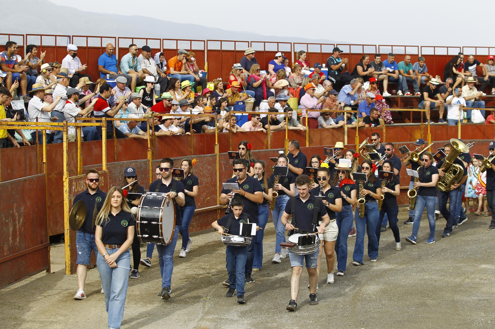 Imágenes de la corrida de toros en las Fiestas de Abrucena.
