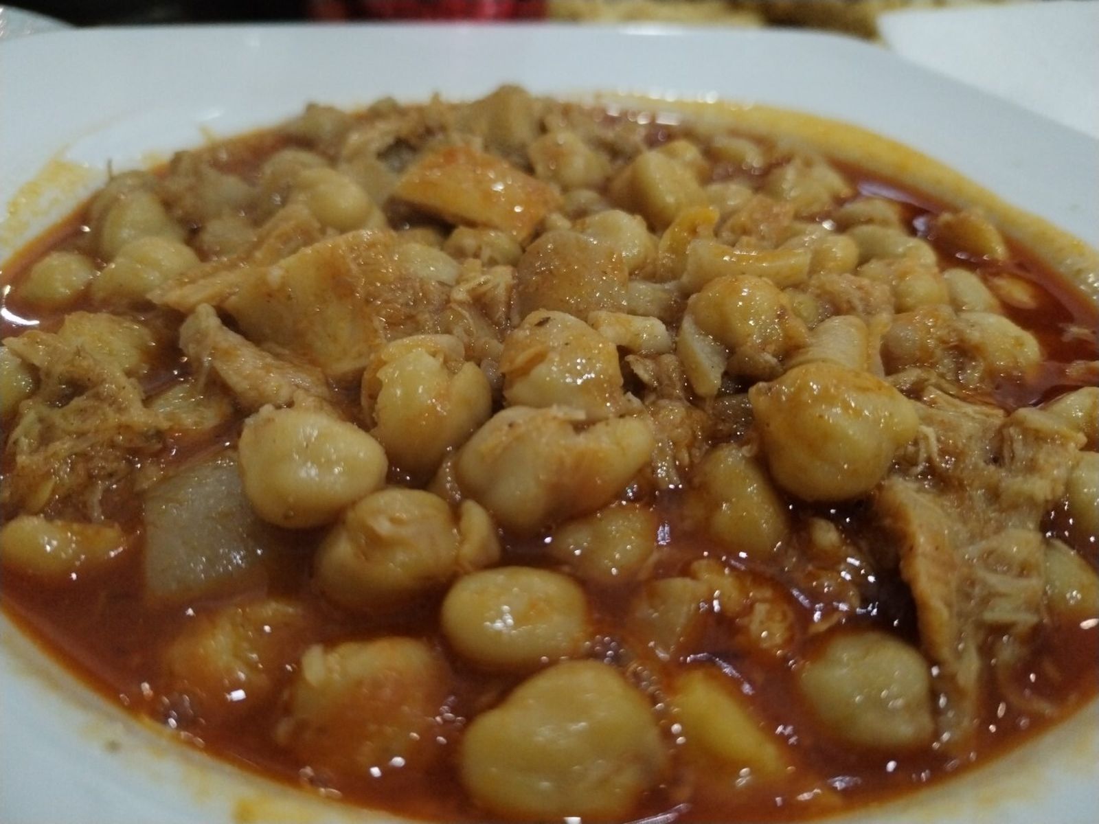 El menudo a la antigua usanza en el Mesón Toro de la calle Porvera de la ciudad.