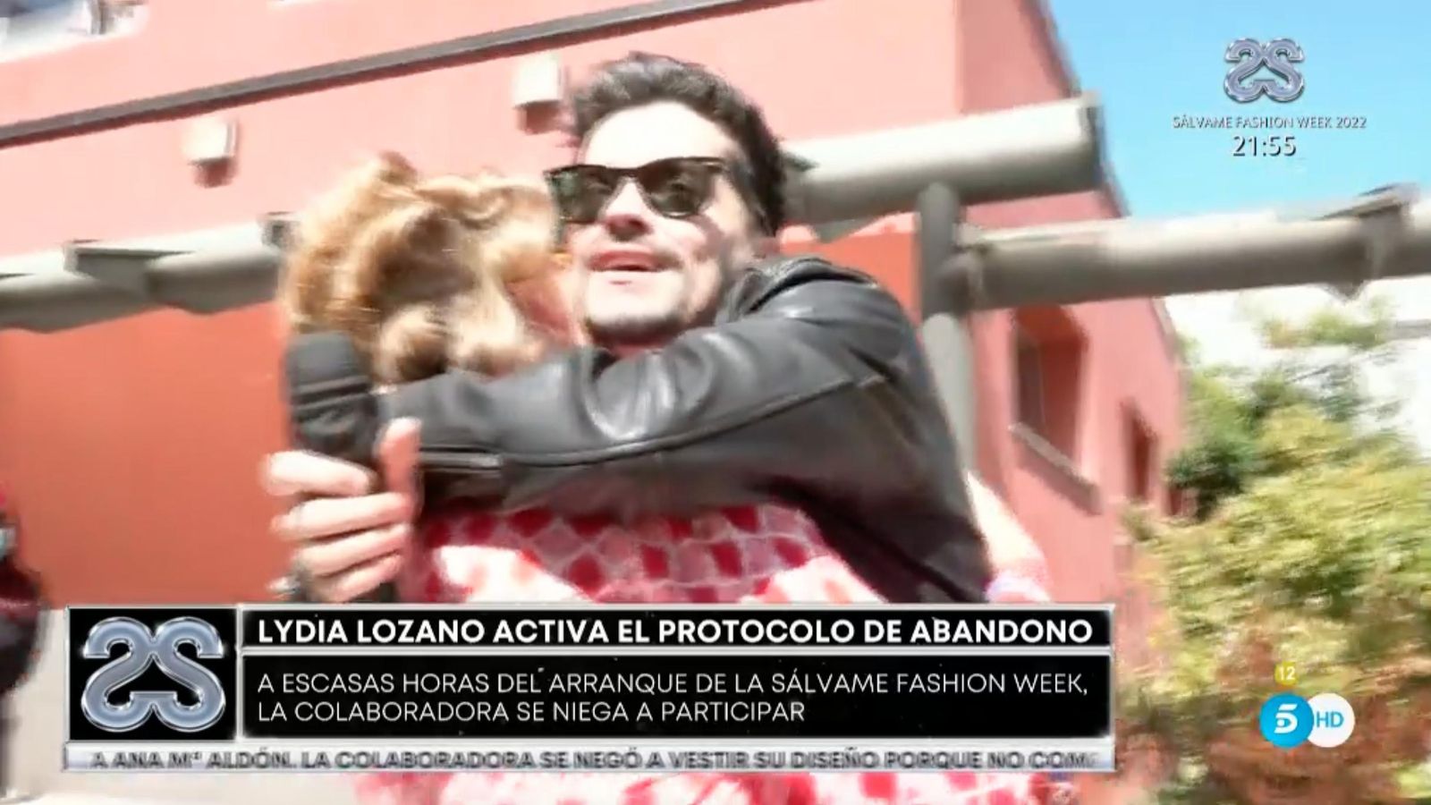 WRS abraza a Lydia Lozano