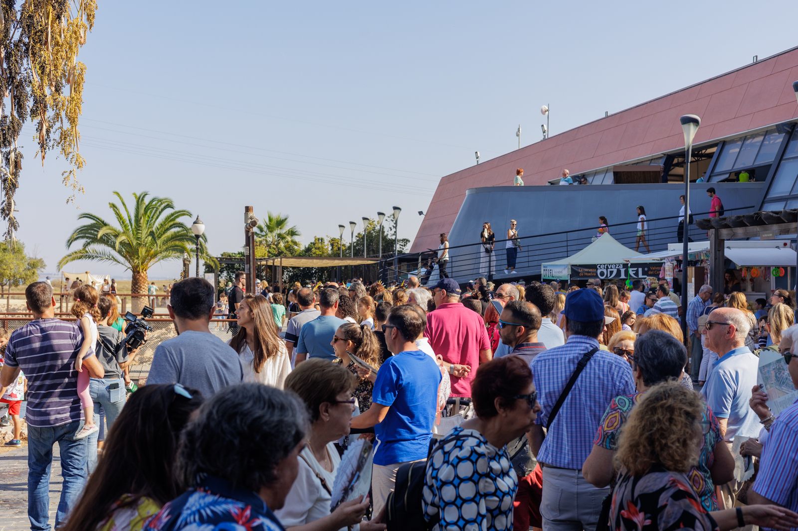 Las imágenes del Muelle de las Carabelas este 12 de octubre