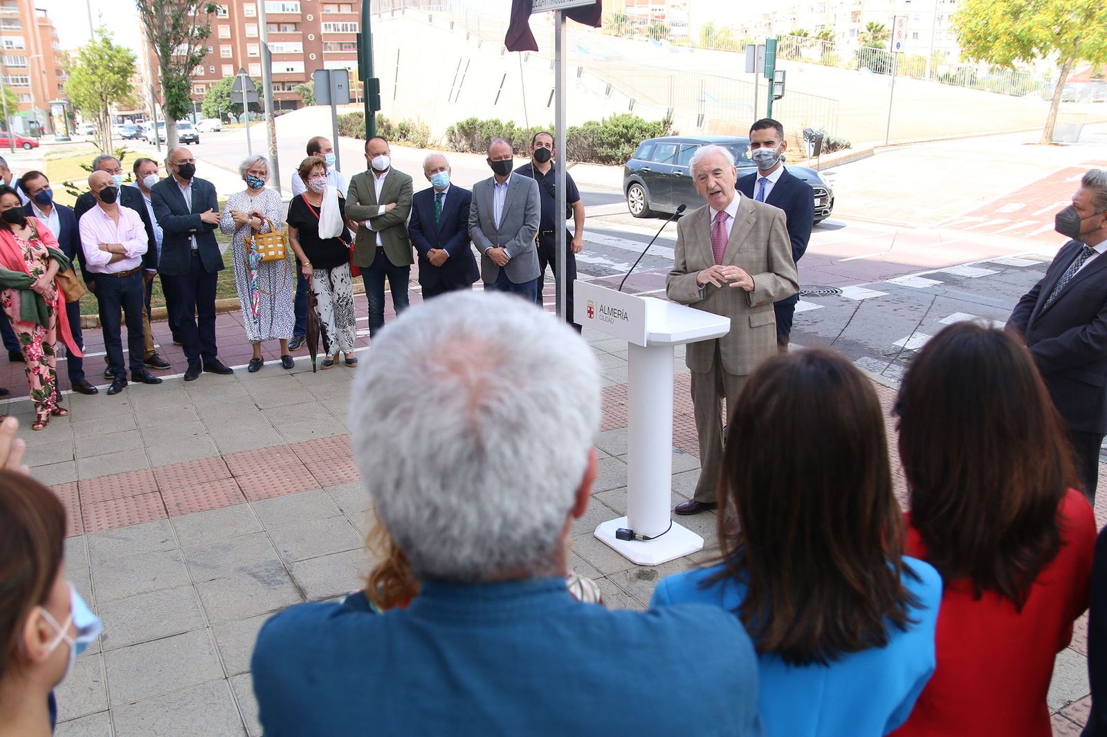 Fotogalería de la inauguración de la avenida en homenaje al exalcalde Juan Megino