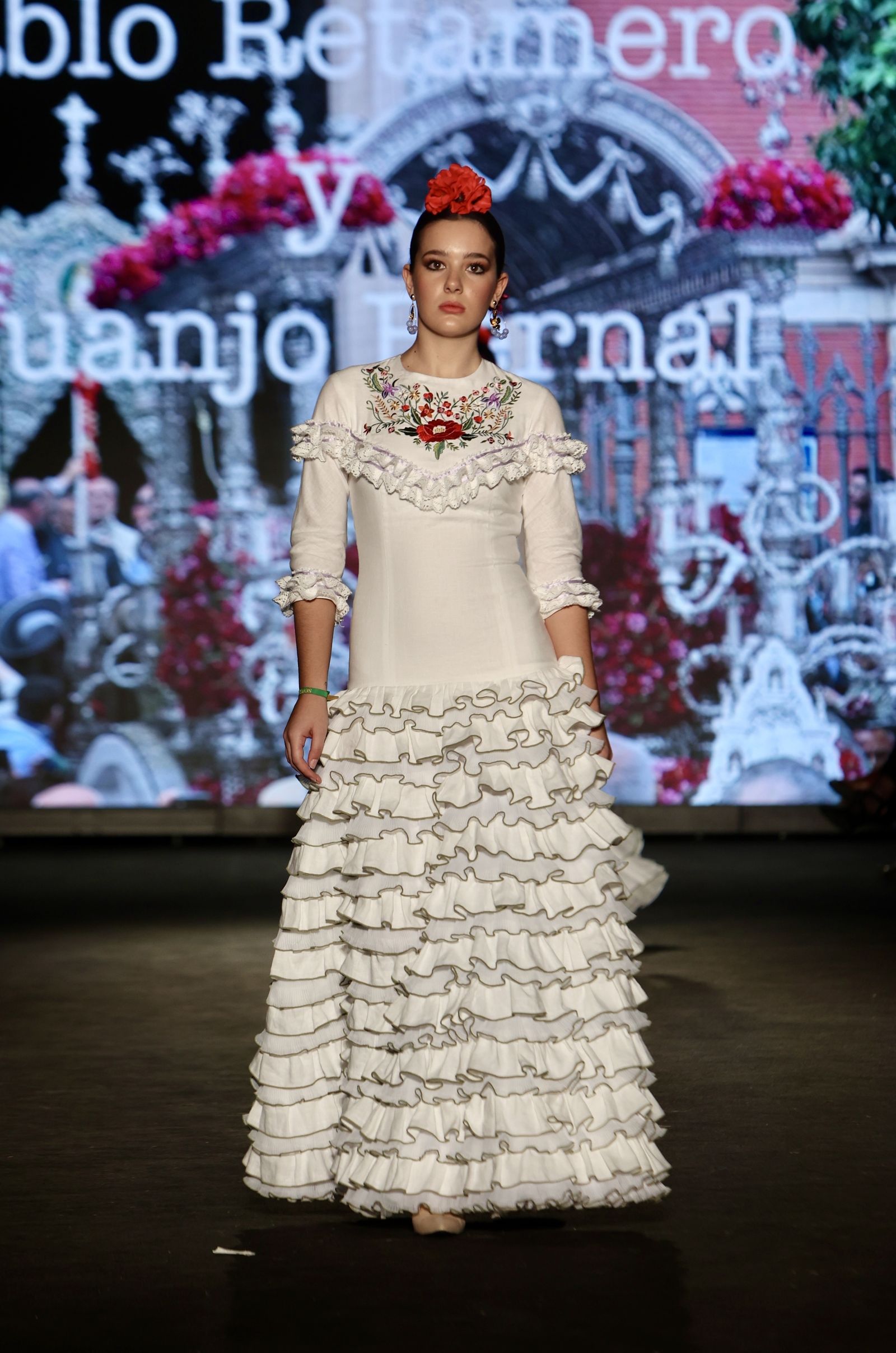 Desfile de la Hermandad del Rocío de Sevilla en We Love Flamenca 2024, todas las fotos