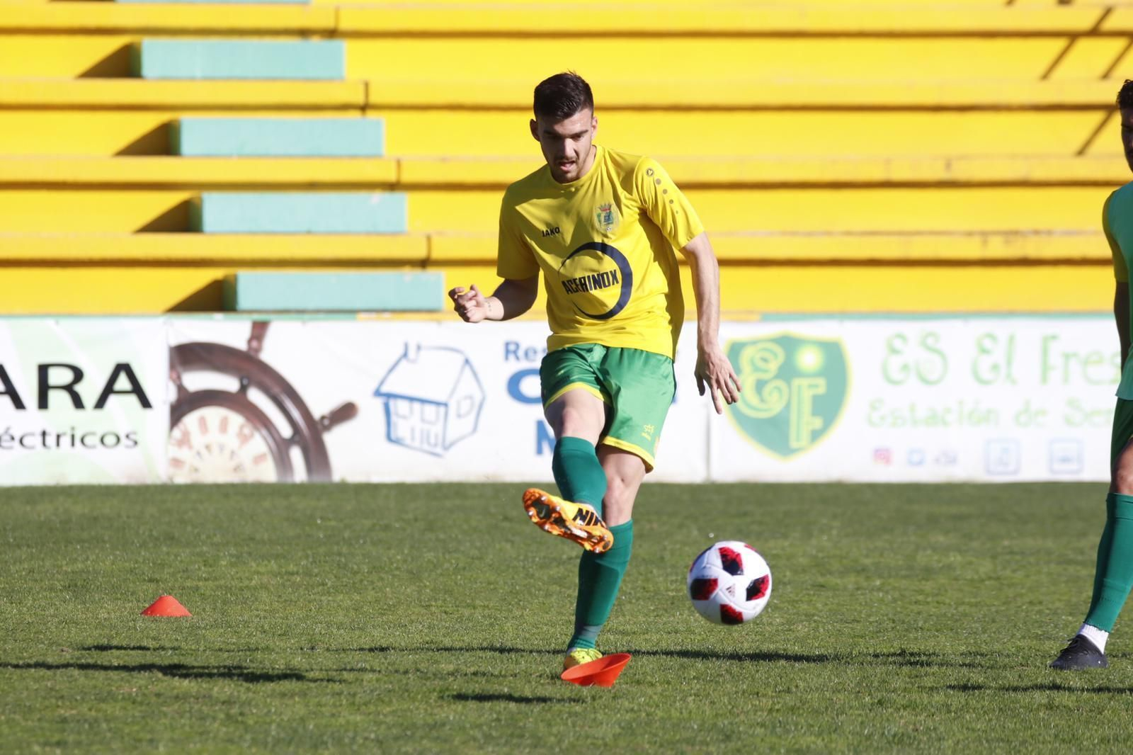 Javi Forján anotó 25 goles con Los Barrios hace dos temporadas.