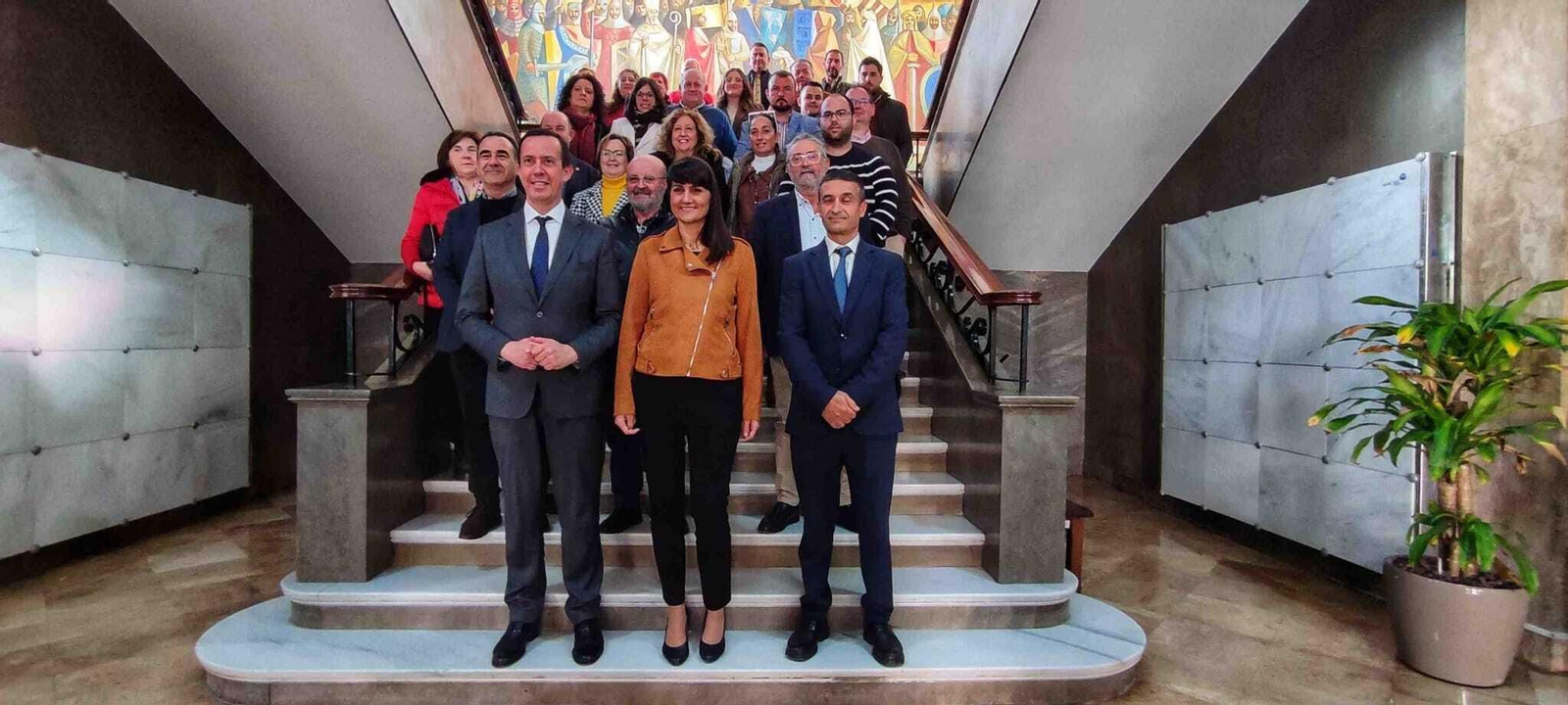 González Veracruz se ha reunido en Almería con una treintena de alcaldes beneficiarios de estas inversiones.