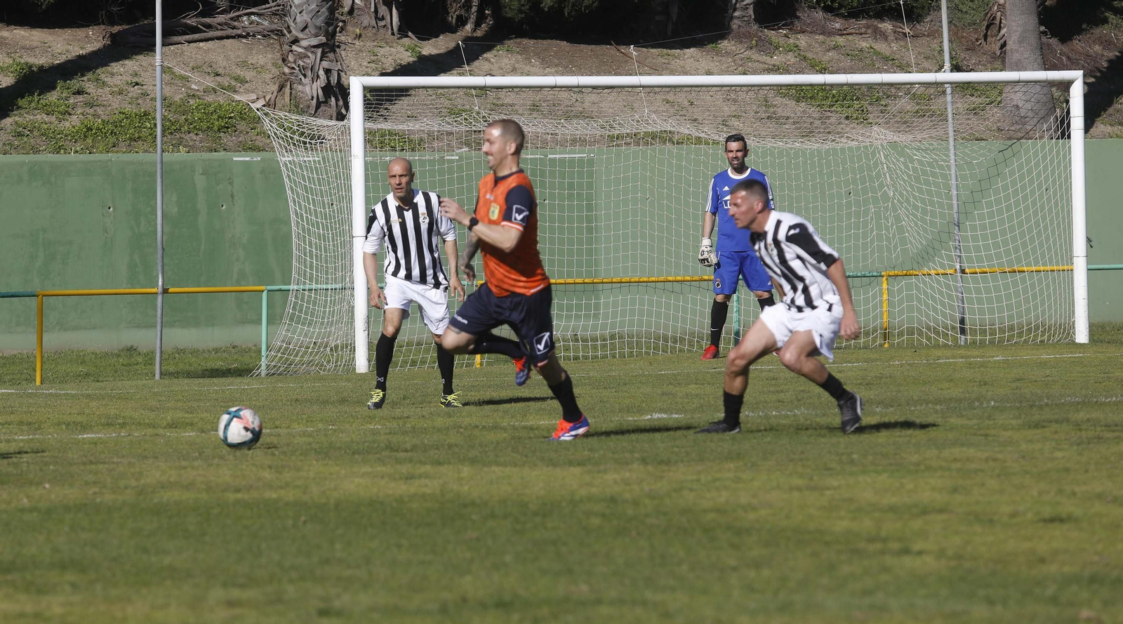 Las fotos de la presentación de la Asociación de exfutbolistas de Los Barrios